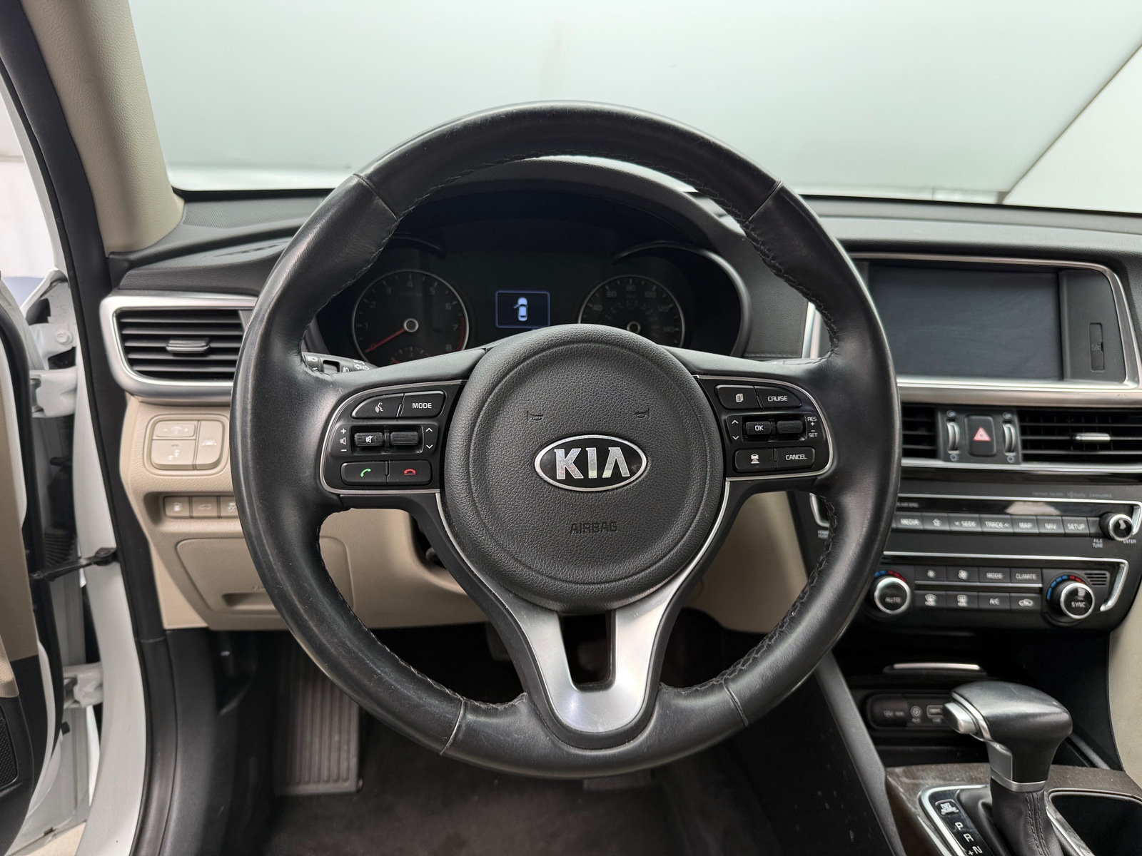Thumbnail: 2018 Kia Optima - 4