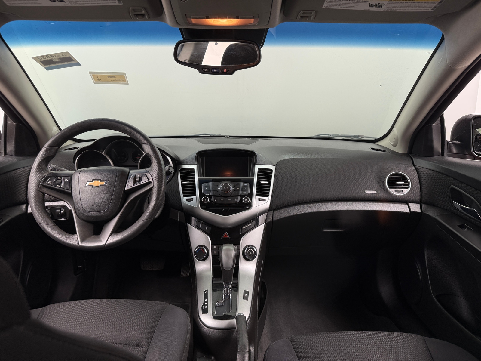 Thumbnail: 2016 Chevrolet Cruze - 3
