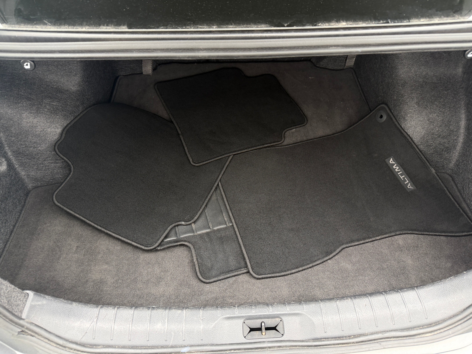 Thumbnail: 2025 Nissan Altima - 7