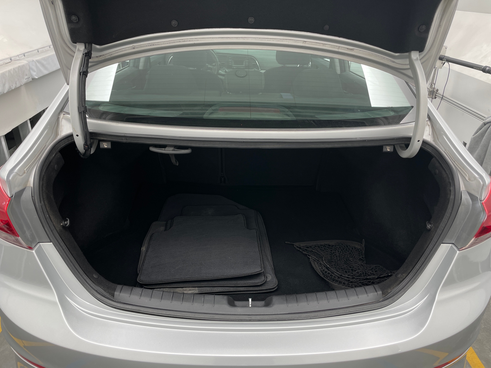 Thumbnail: 2018 Hyundai Elantra - 7