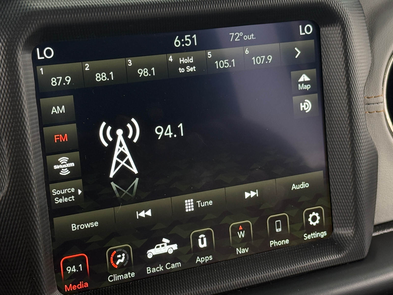 Thumbnail: 2022 Jeep Gladiator - 3