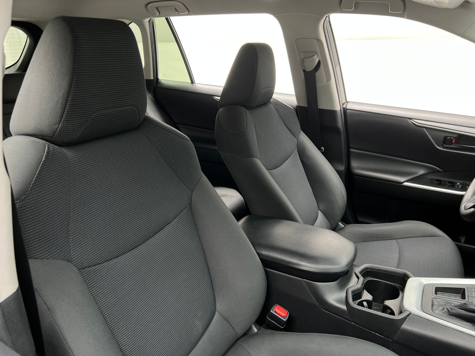 Thumbnail: 2019 Toyota RAV4 - 2