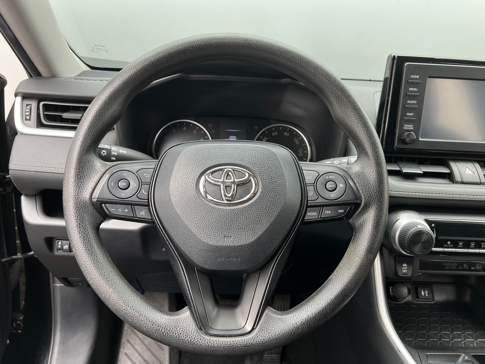 Thumbnail: 2019 Toyota RAV4 - 5