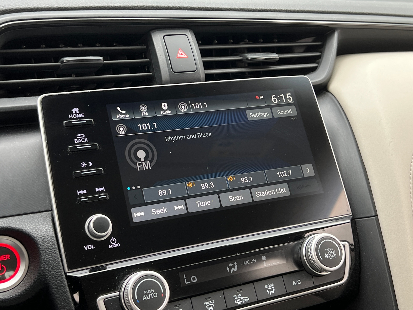 Thumbnail: 2019 Honda Insight - 4