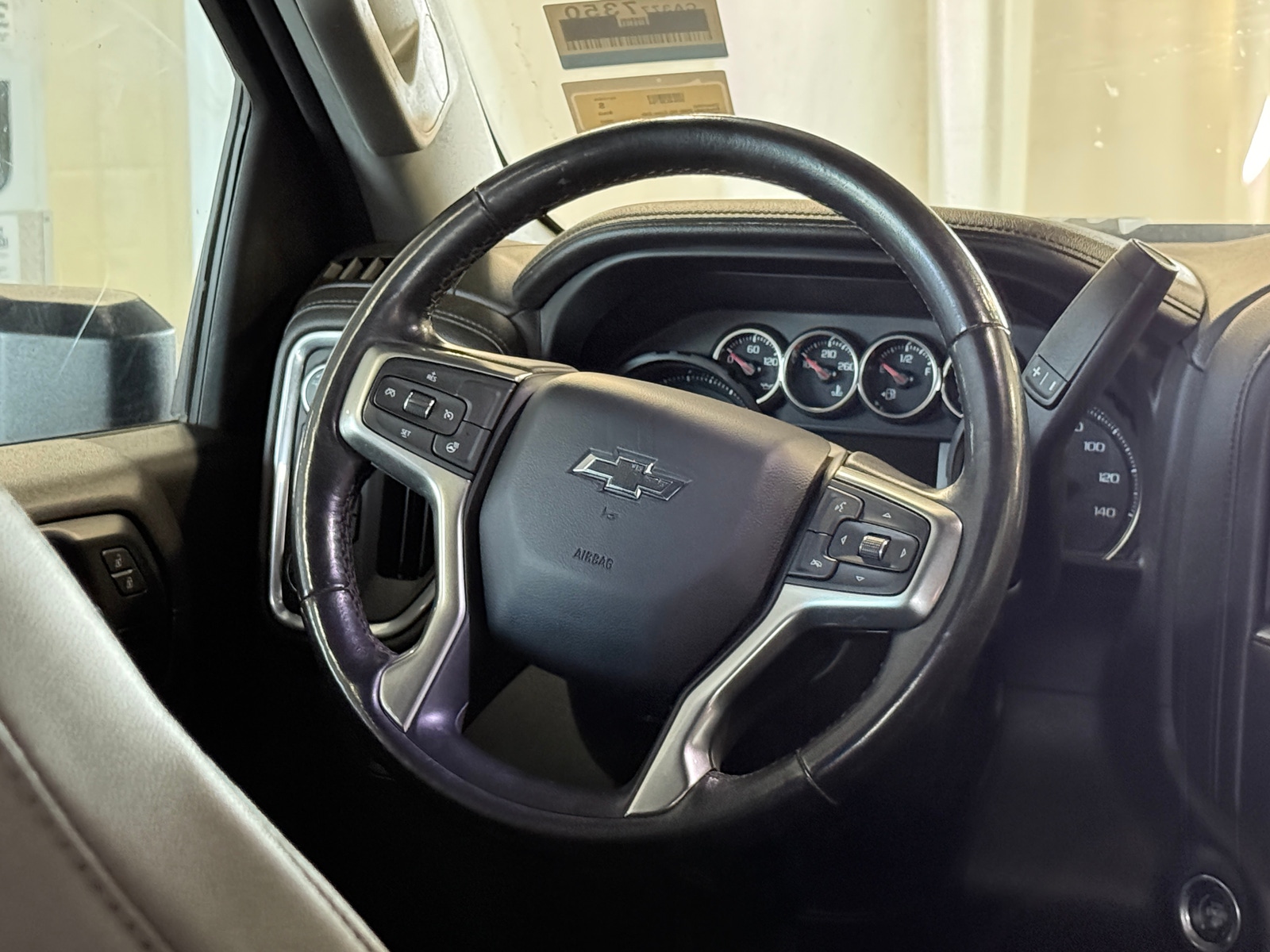 Thumbnail: 2022 Chevrolet Silverado 2500 - 4