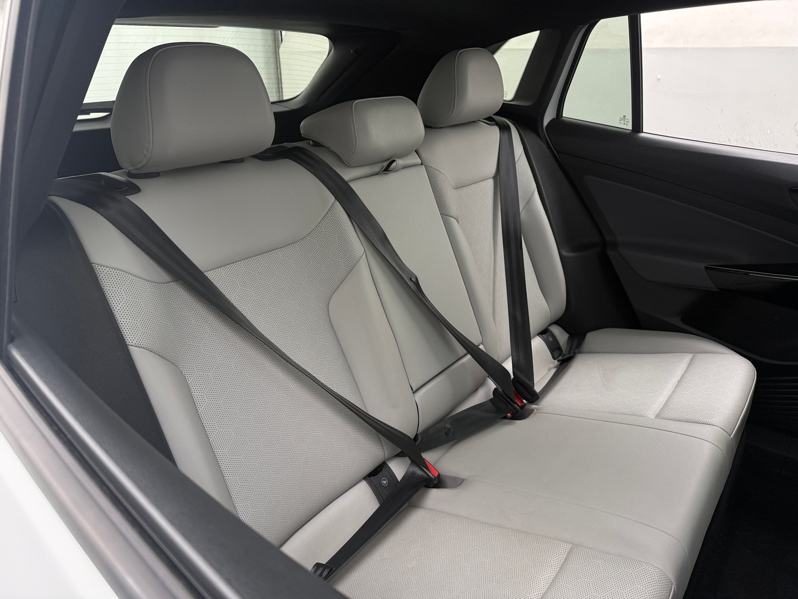 Thumbnail: 2021 Volkswagen ID.4 - 5