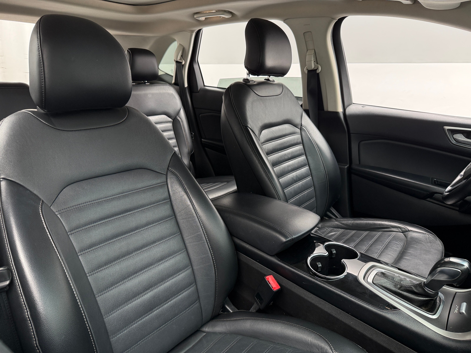 Thumbnail: 2017 Ford Edge - 2