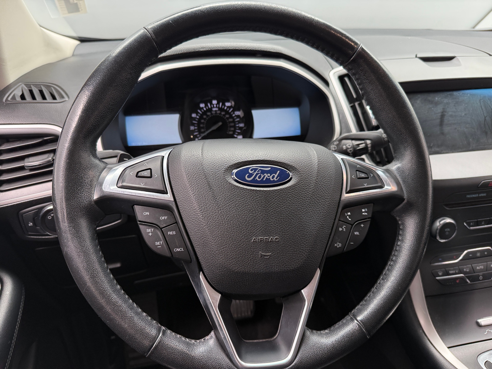 Thumbnail: 2017 Ford Edge - 5