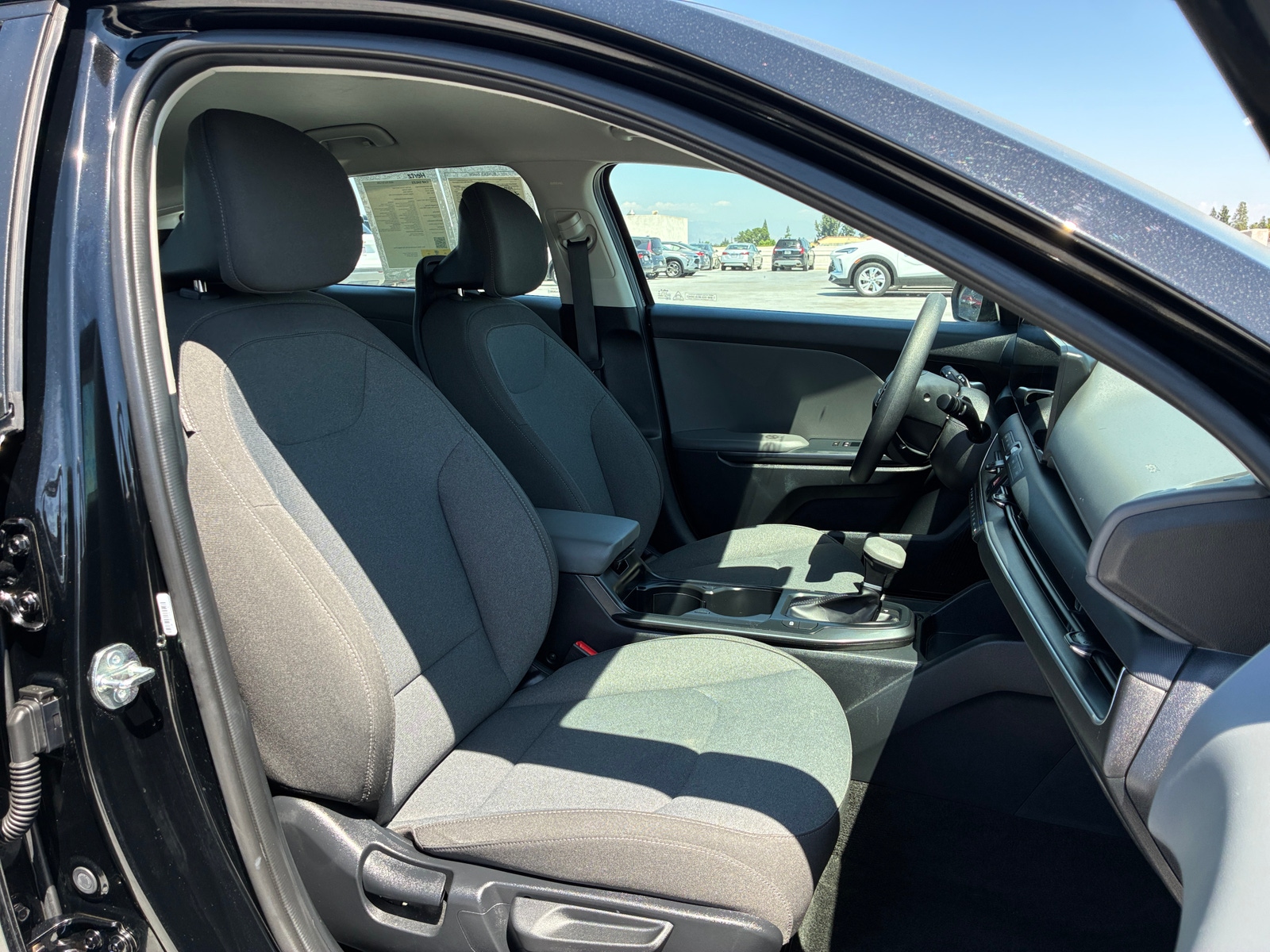 Thumbnail: 2025 Kia K4 - 2