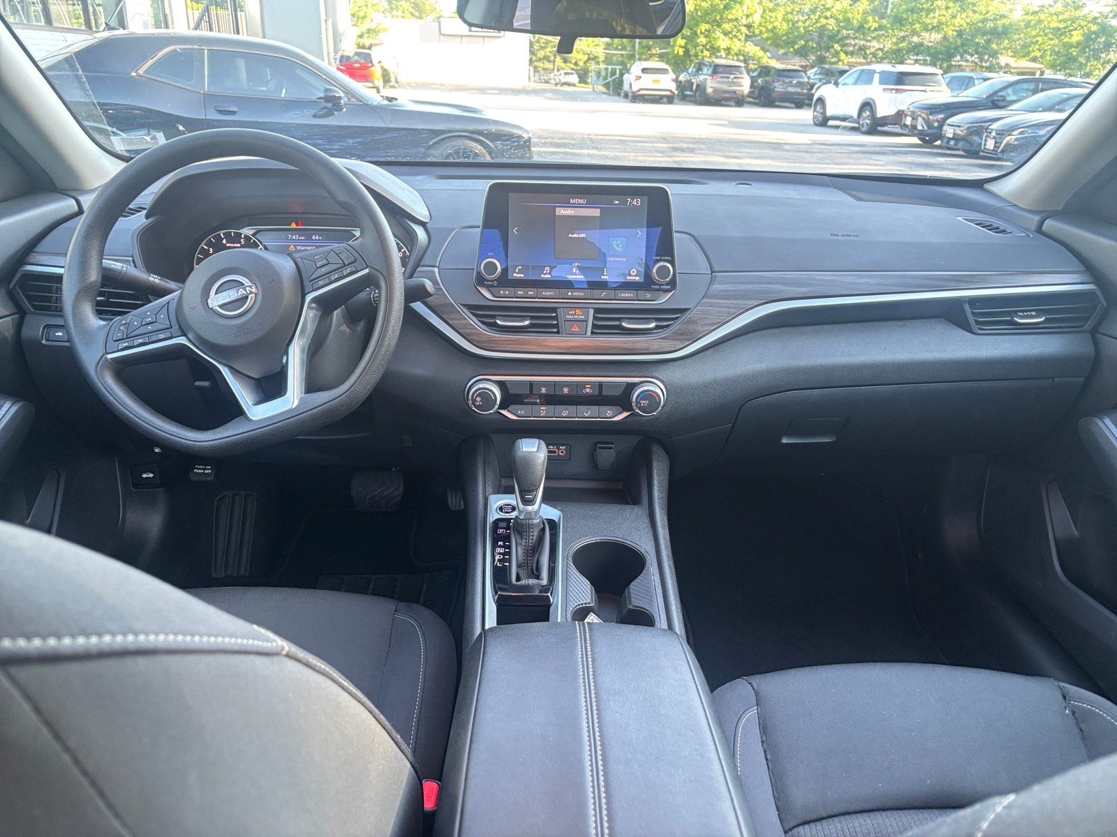 Thumbnail: 2025 Nissan Altima - 3