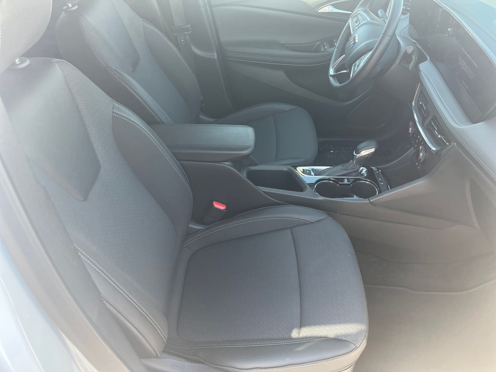 Thumbnail: 2025 Buick Encore GX - 2