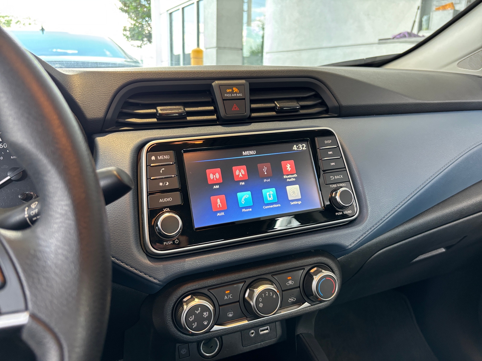 Thumbnail: 2025 Nissan Versa - 4