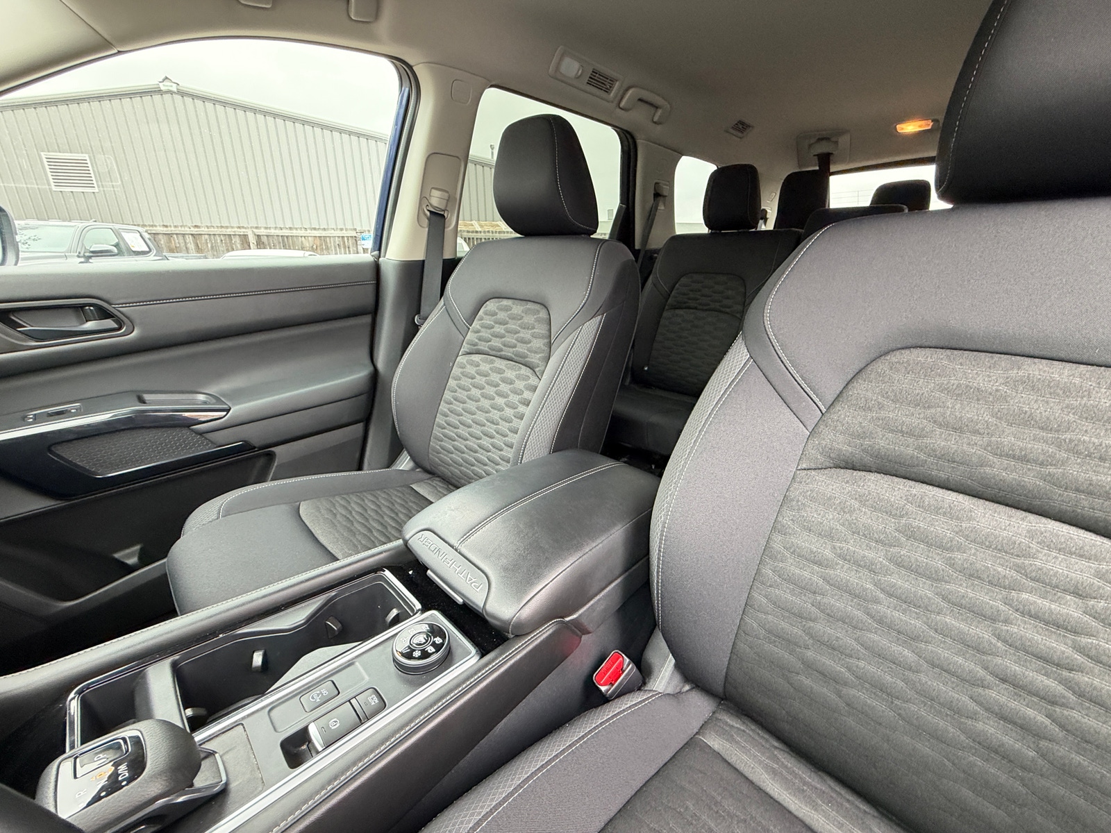Thumbnail: 2025 Nissan Pathfinder - 2