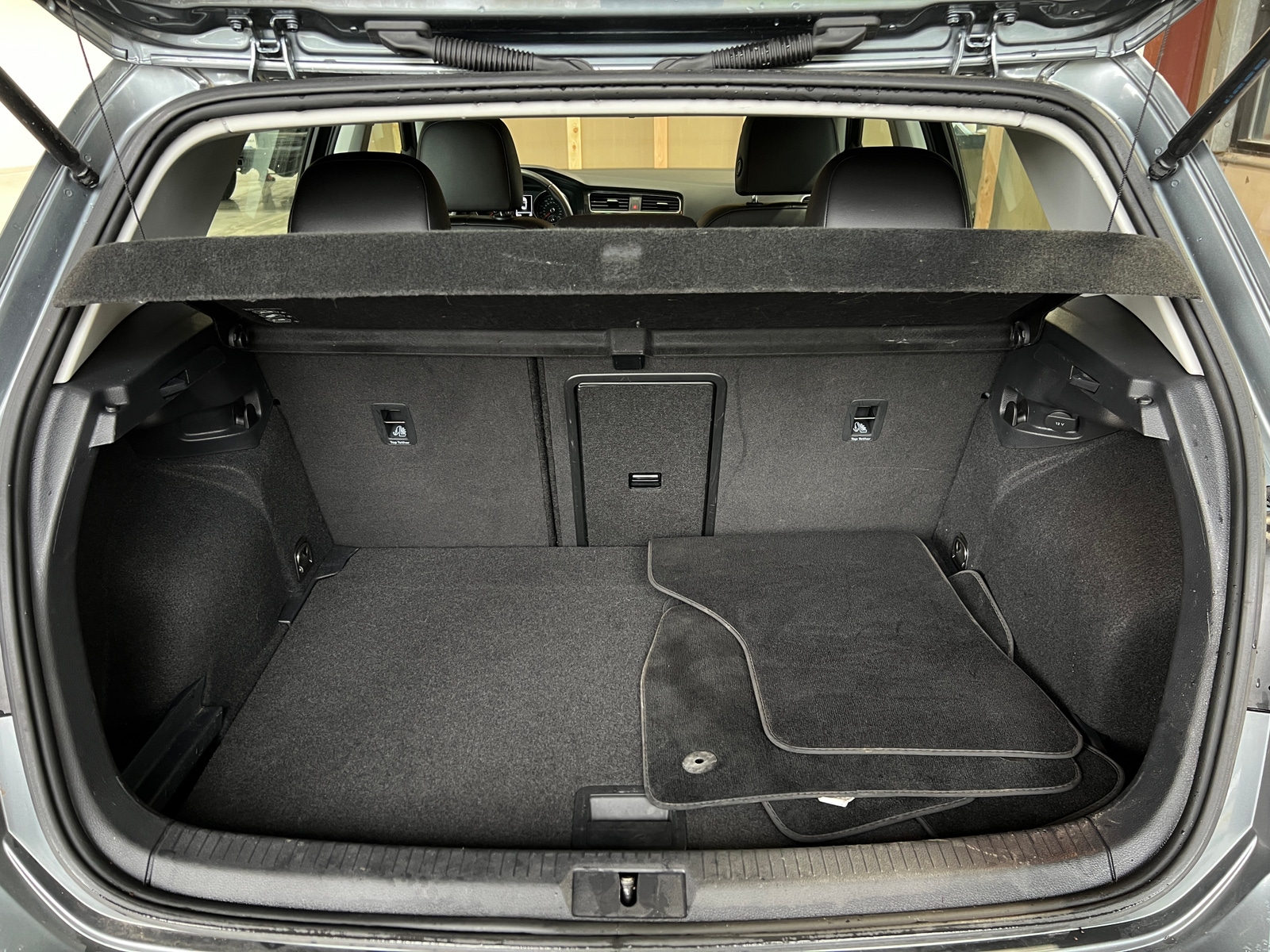 Thumbnail: 2020 Volkswagen Golf - 6