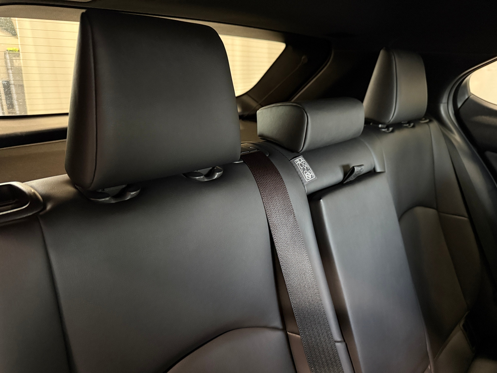 Thumbnail: 2021 Lexus UX - 5