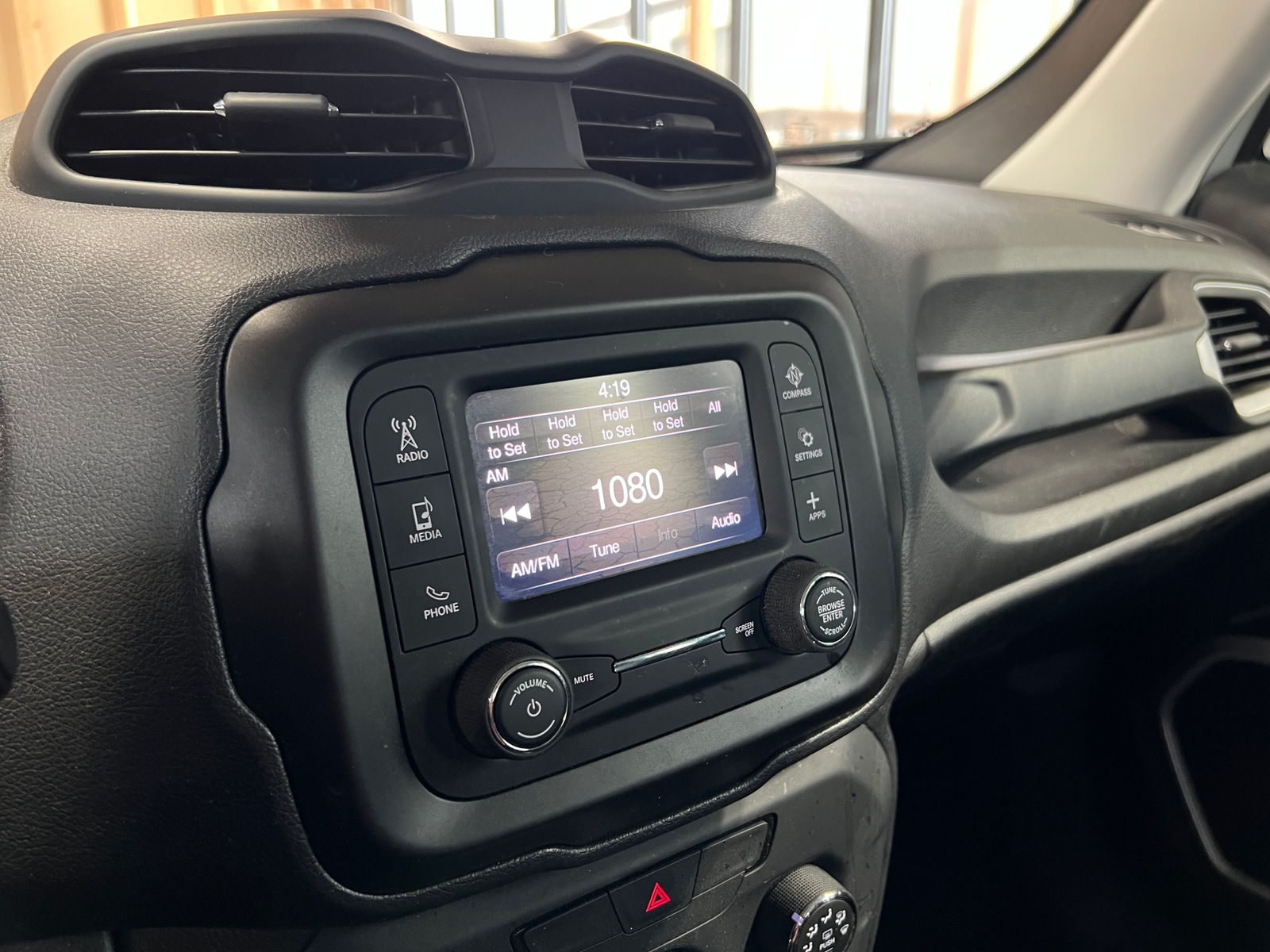 Thumbnail: 2020 Jeep Renegade - 4