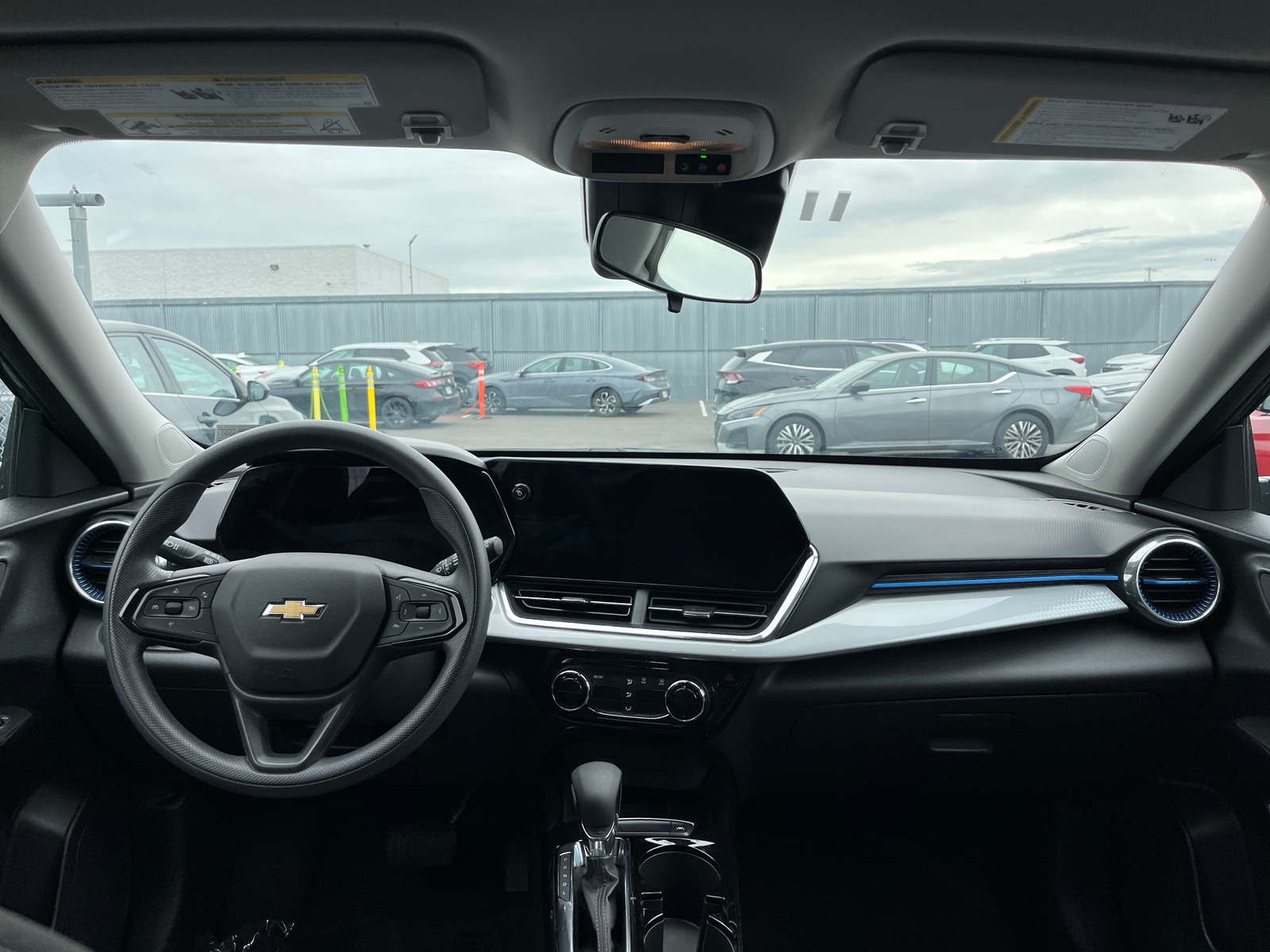 Thumbnail: 2025 Chevrolet Trax - 3