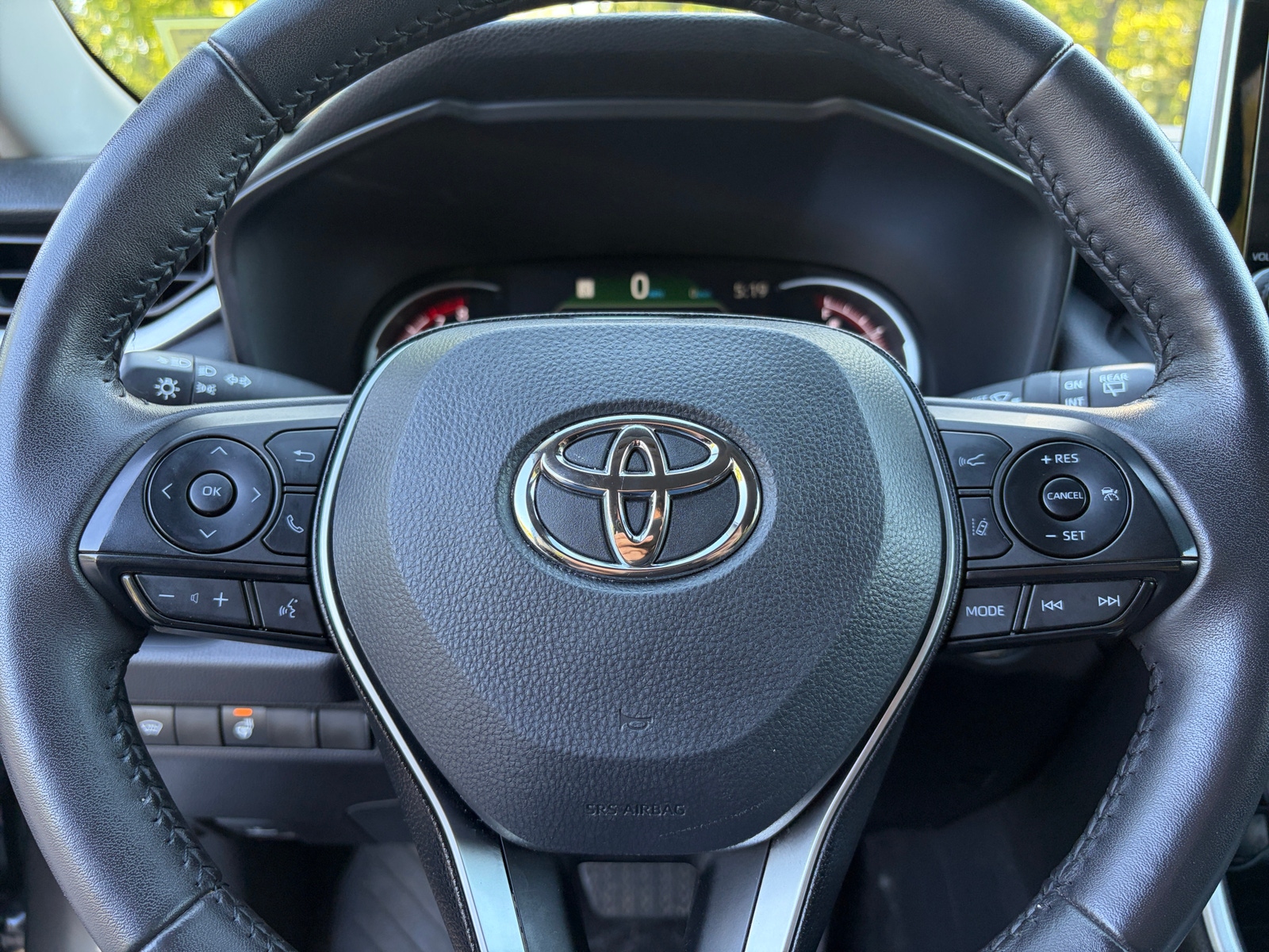 Thumbnail: 2025 Toyota RAV4 - 5