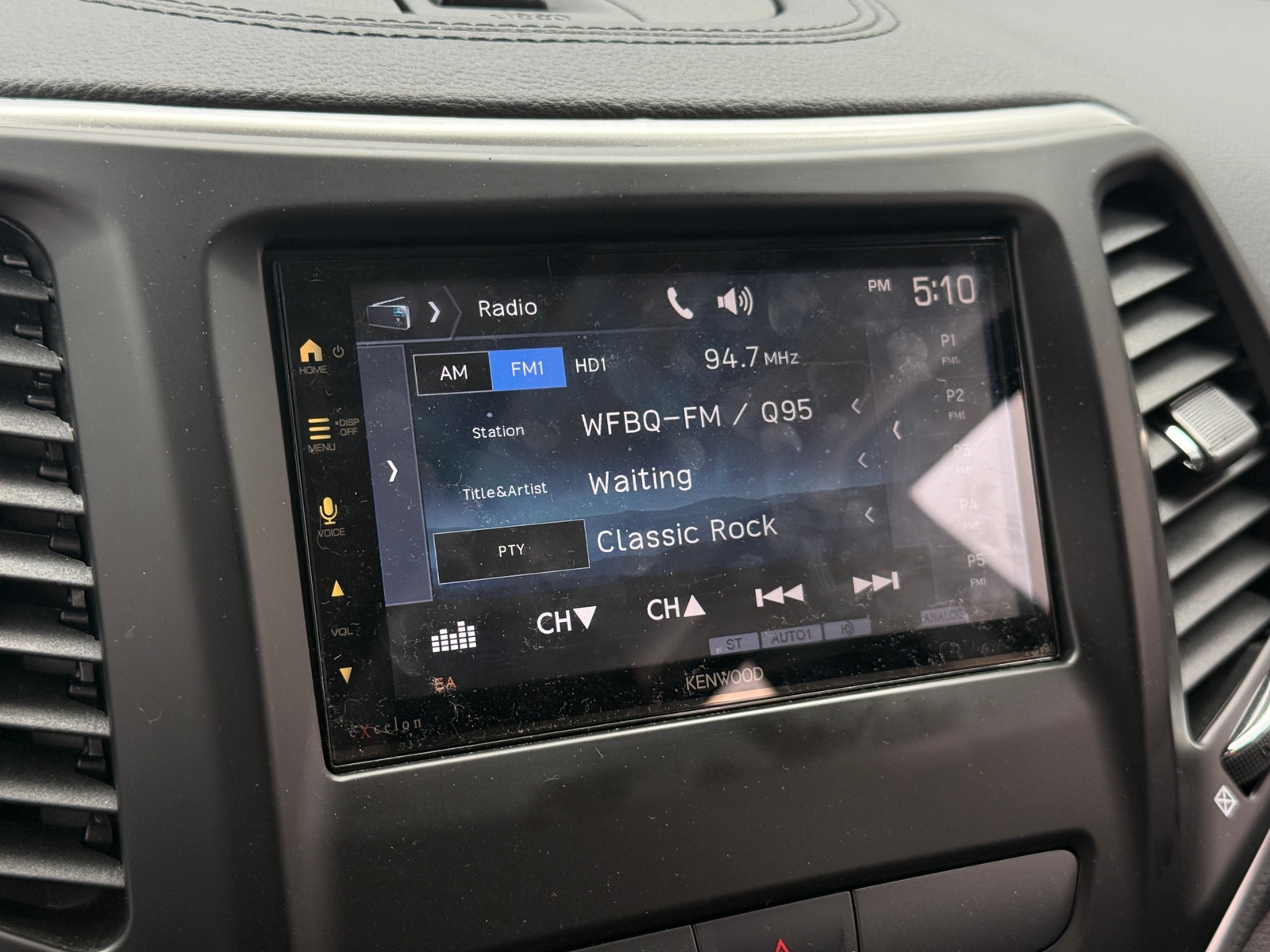 Thumbnail: 2020 Jeep Cherokee - 4