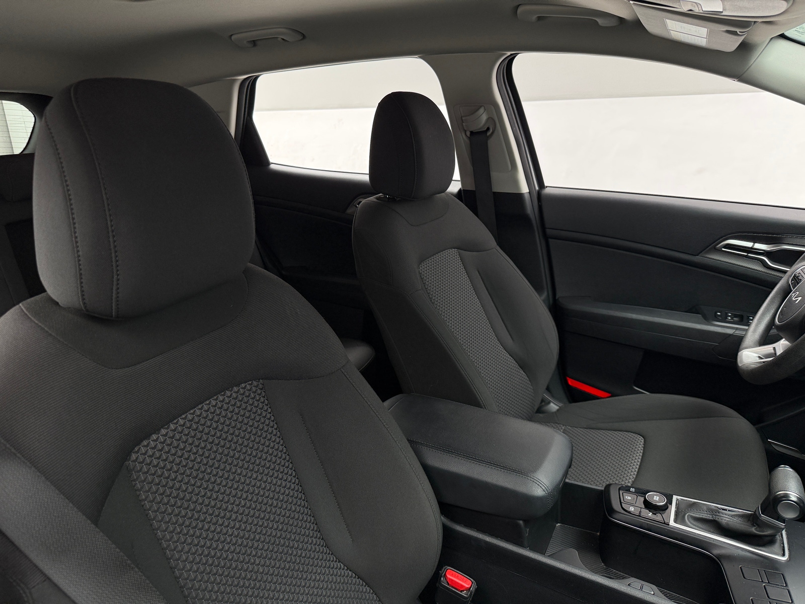 Thumbnail: 2025 Kia Sportage - 2