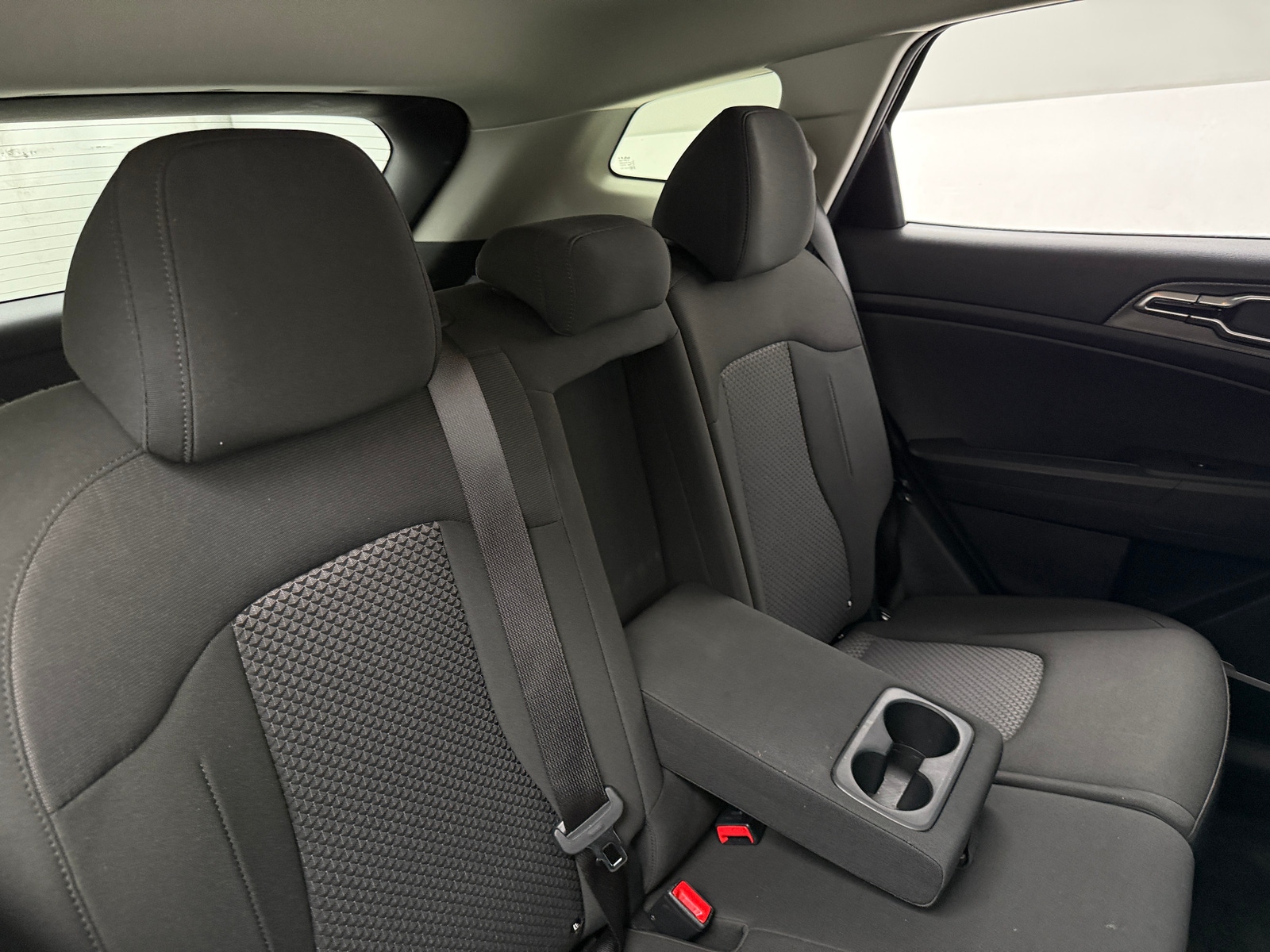 Thumbnail: 2025 Kia Sportage - 6