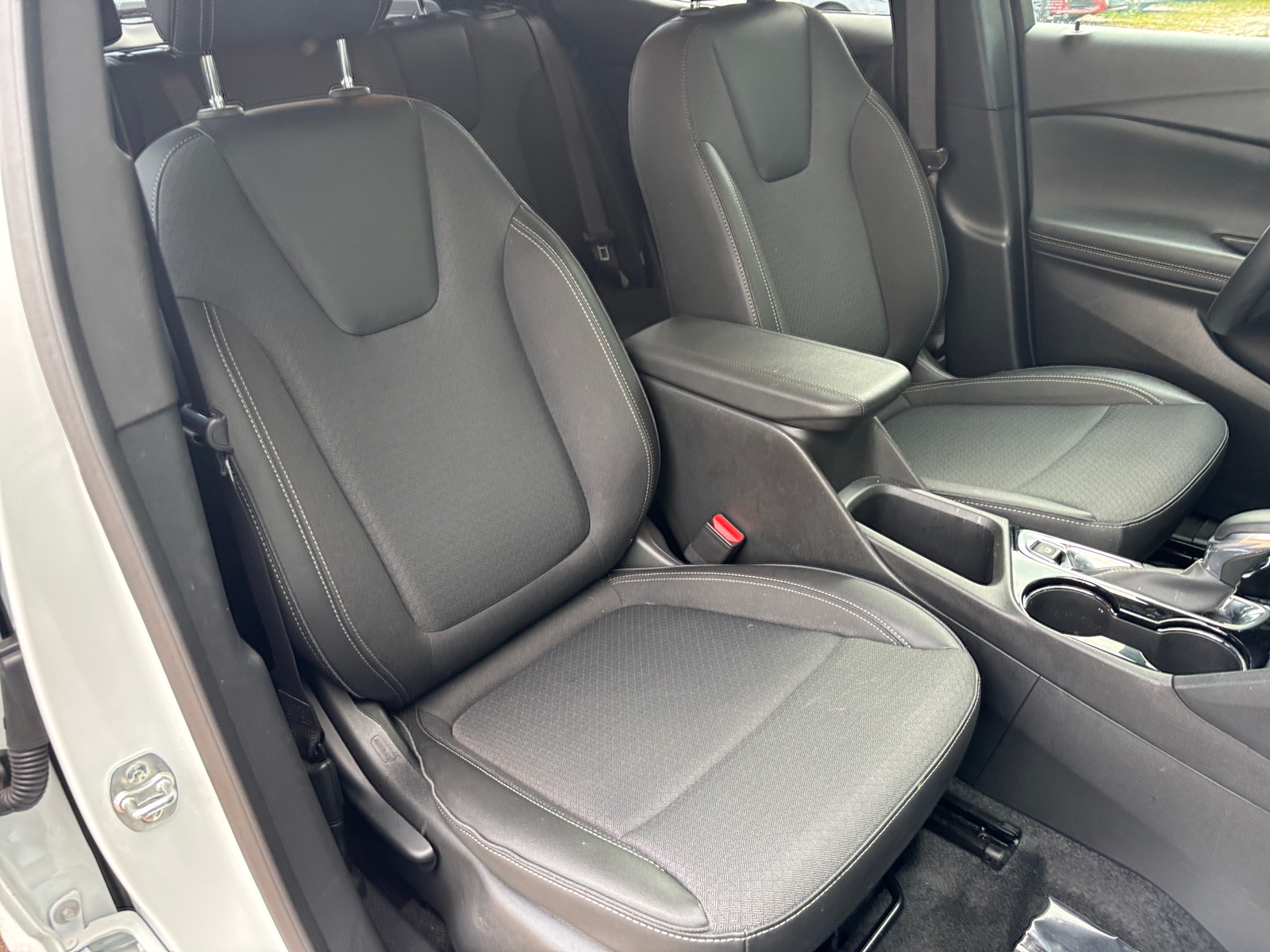 Thumbnail: 2025 Buick Encore GX - 2