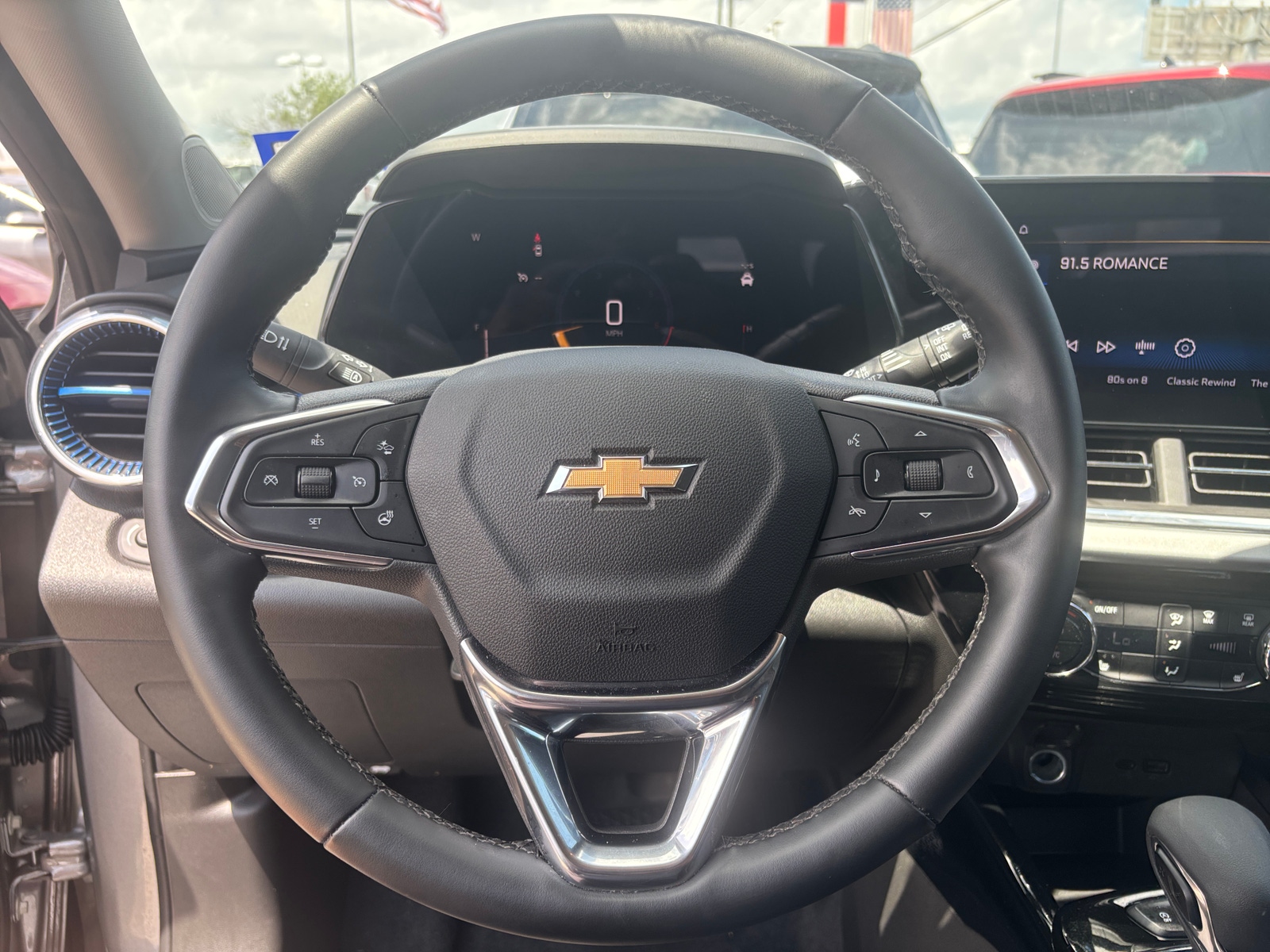 Thumbnail: 2025 Chevrolet Trax - 5