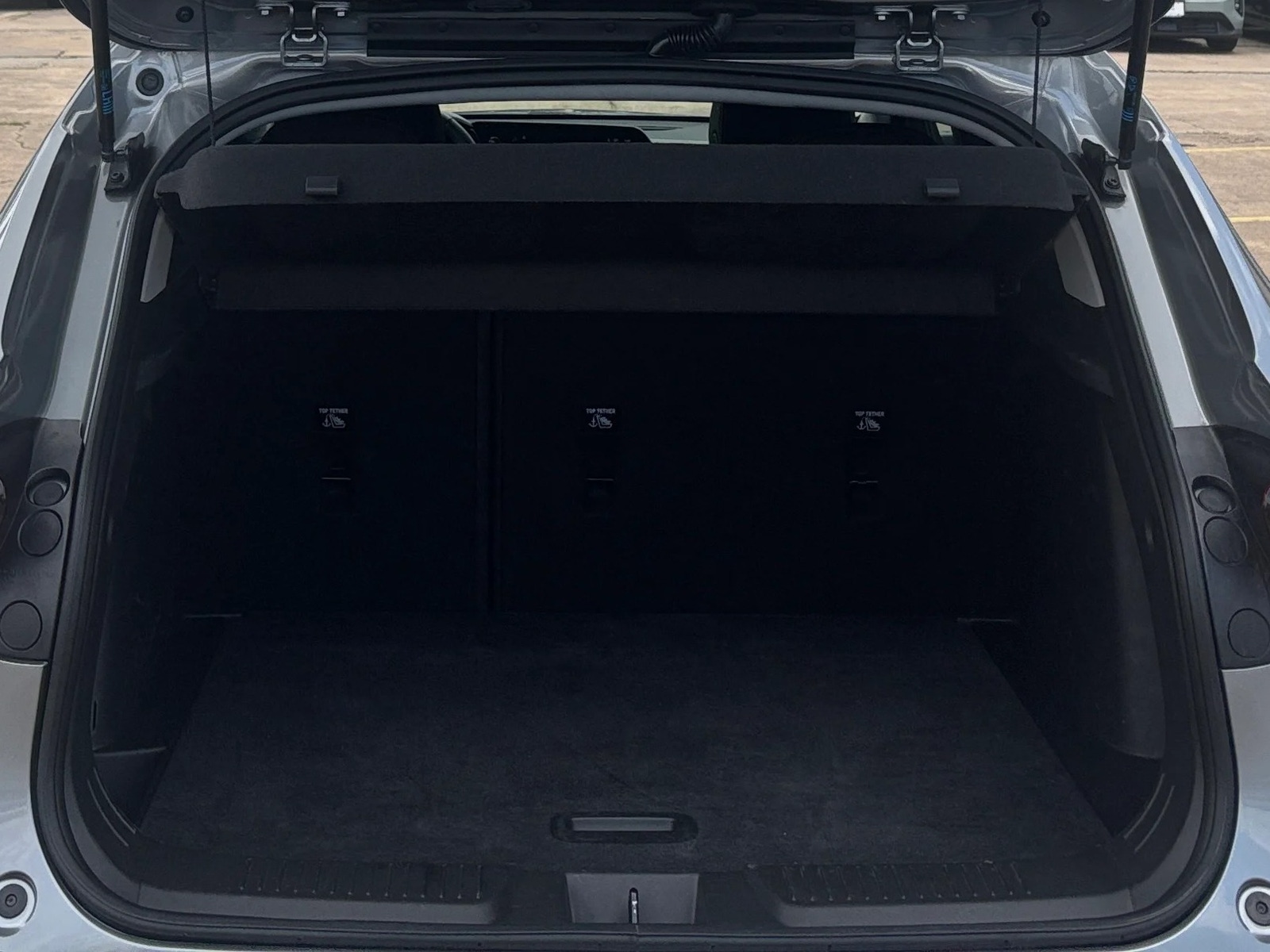Thumbnail: 2025 Chevrolet Trax - 6