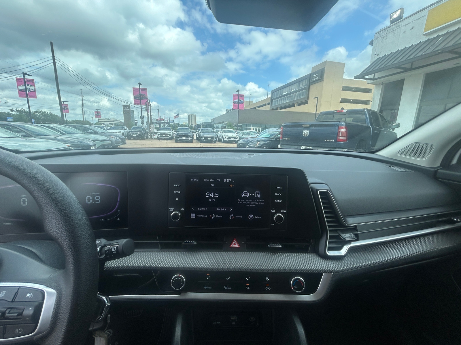 Thumbnail: 2025 Kia Sportage - 3