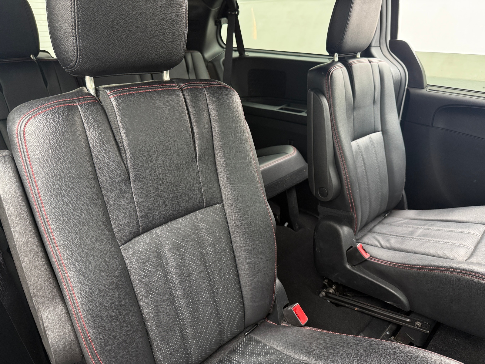 Thumbnail: 2019 Dodge Grand Caravan - 5