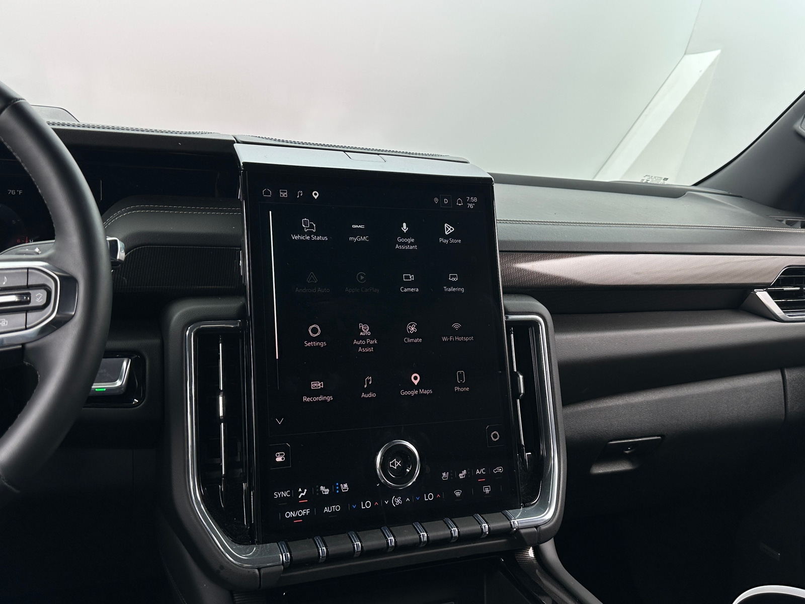 Thumbnail: 2025 GMC Yukon - 3