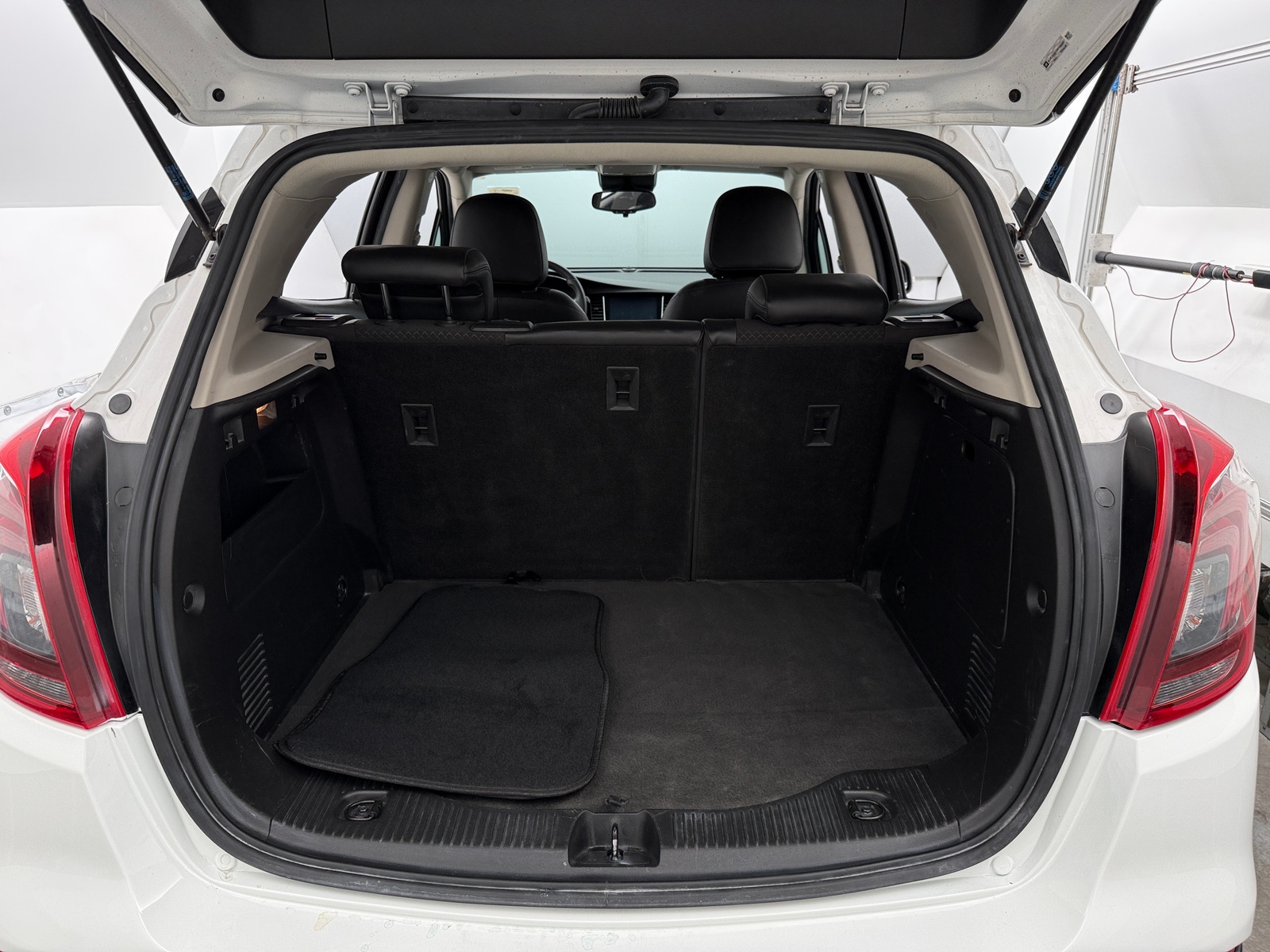 Thumbnail: 2017 Buick Encore - 6