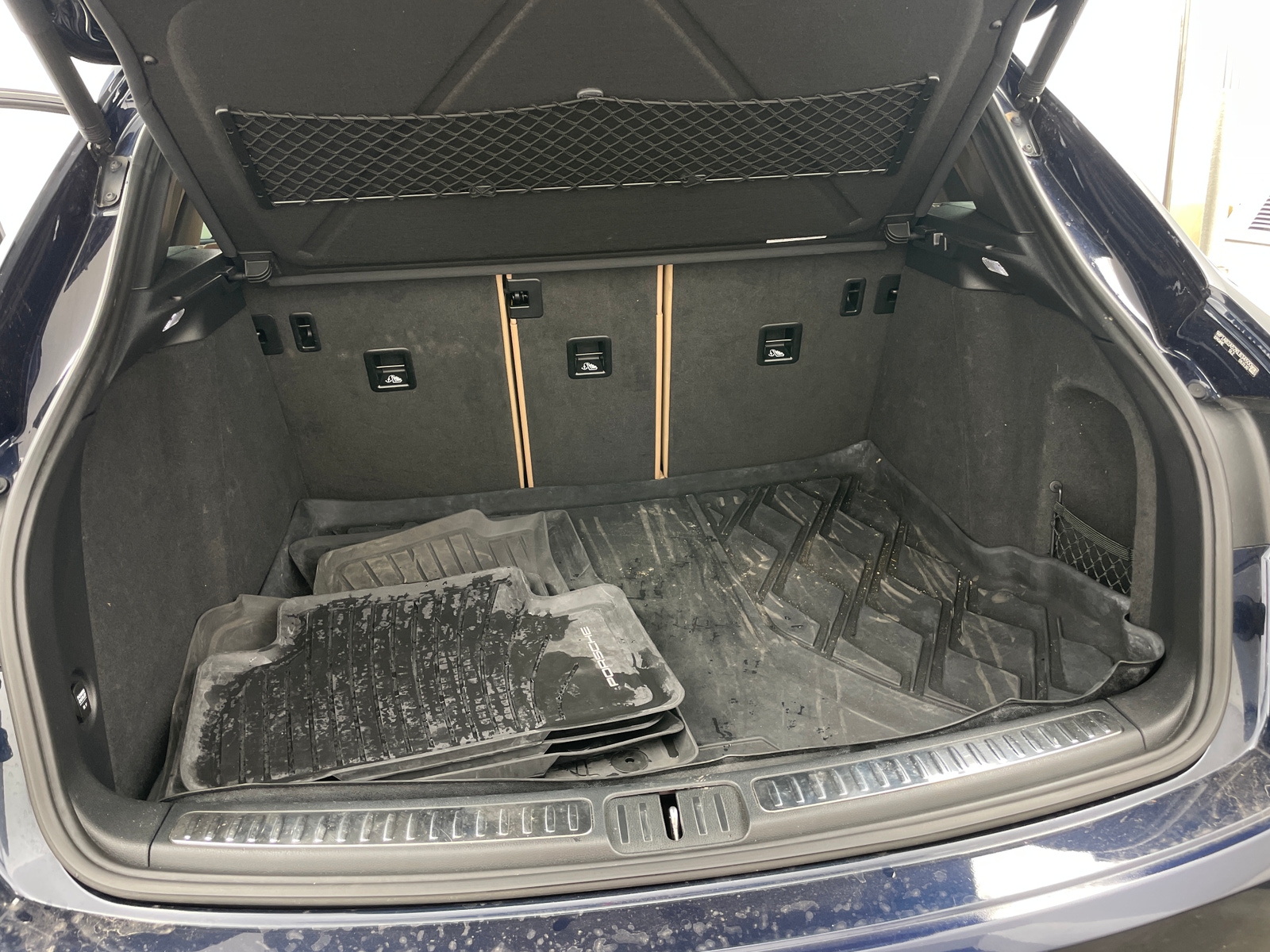 Thumbnail: 2019 Porsche Macan - 7