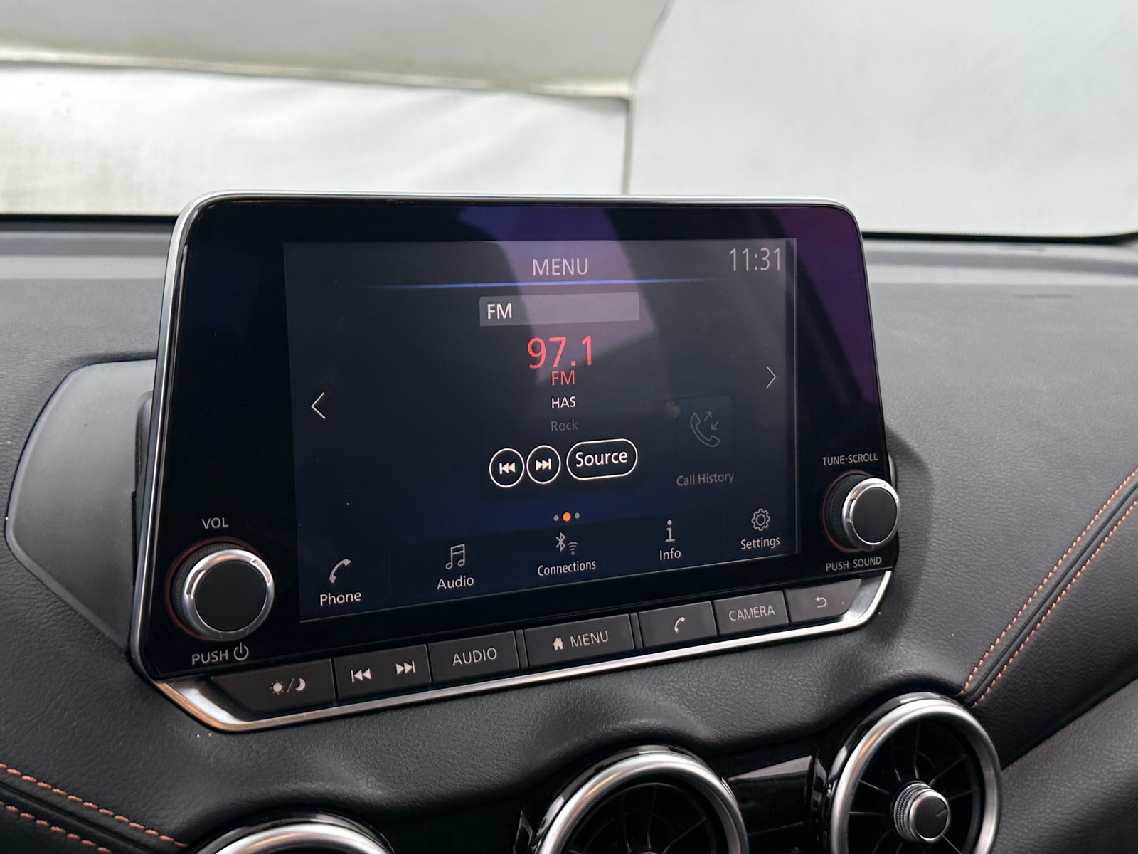 Thumbnail: 2020 Nissan Sentra - 4