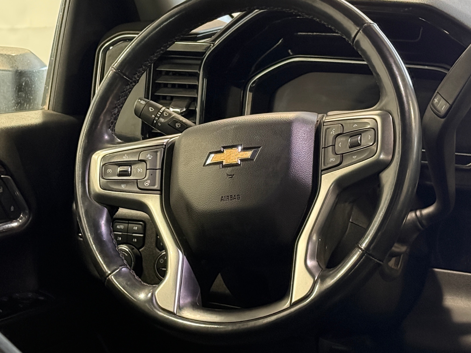 Thumbnail: 2024 Chevrolet Silverado 2500 - 5