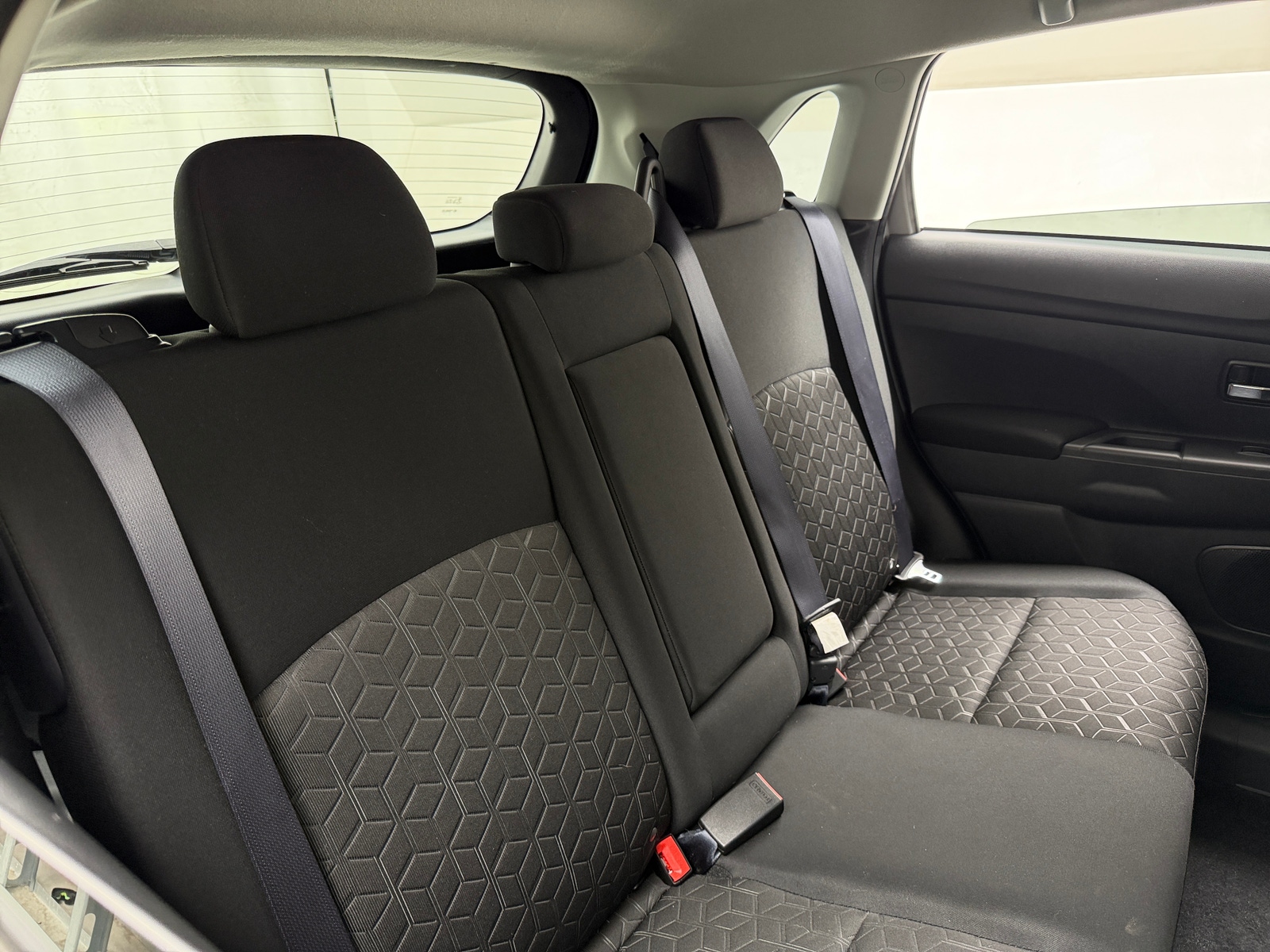 Thumbnail: 2025 Mitsubishi Outlander Sport - 6