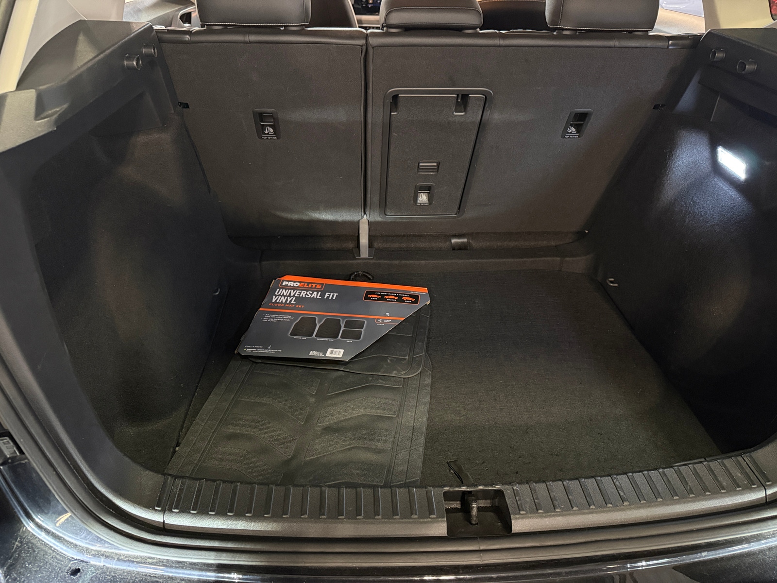 Thumbnail: 2025 Volkswagen Taos - 7