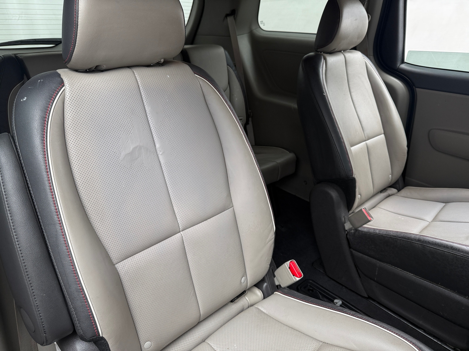 Thumbnail: 2016 Kia Sedona - 6