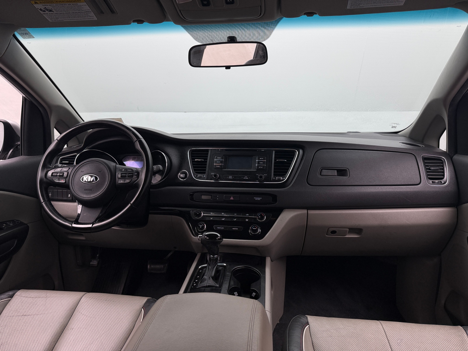 Thumbnail: 2016 Kia Sedona - 3