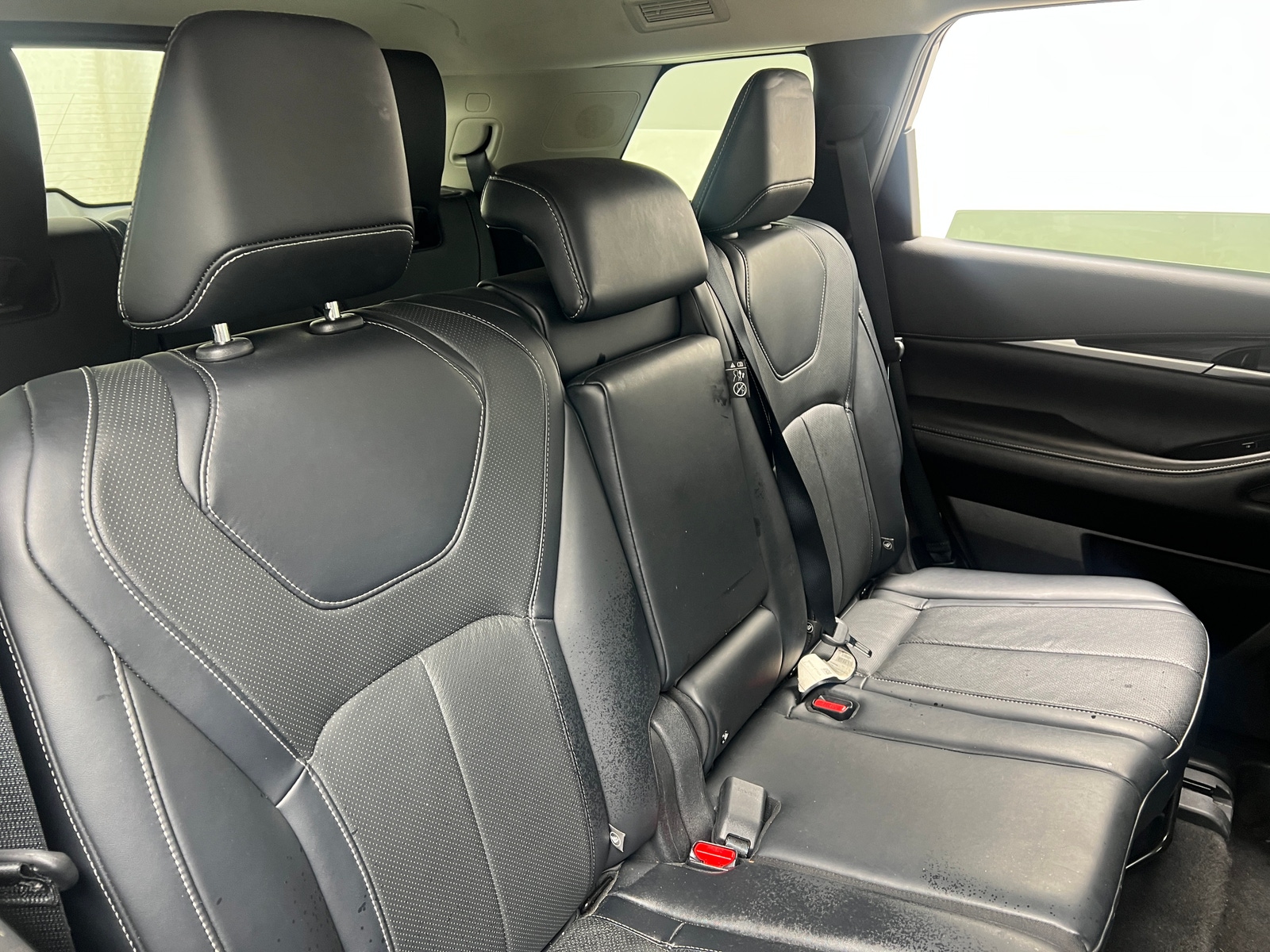 Thumbnail: 2023 INFINITI QX60 - 6