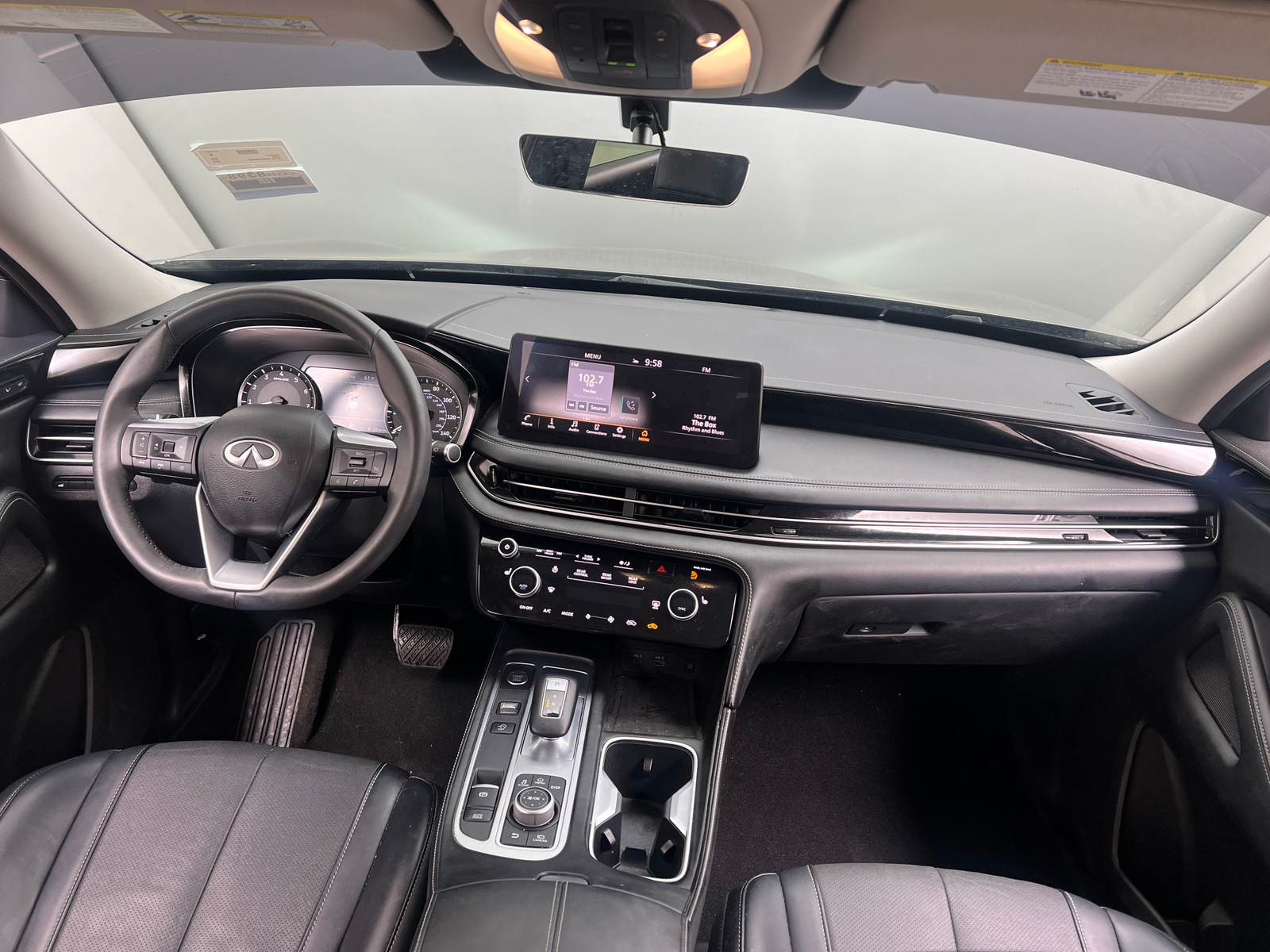 Thumbnail: 2023 INFINITI QX60 - 3