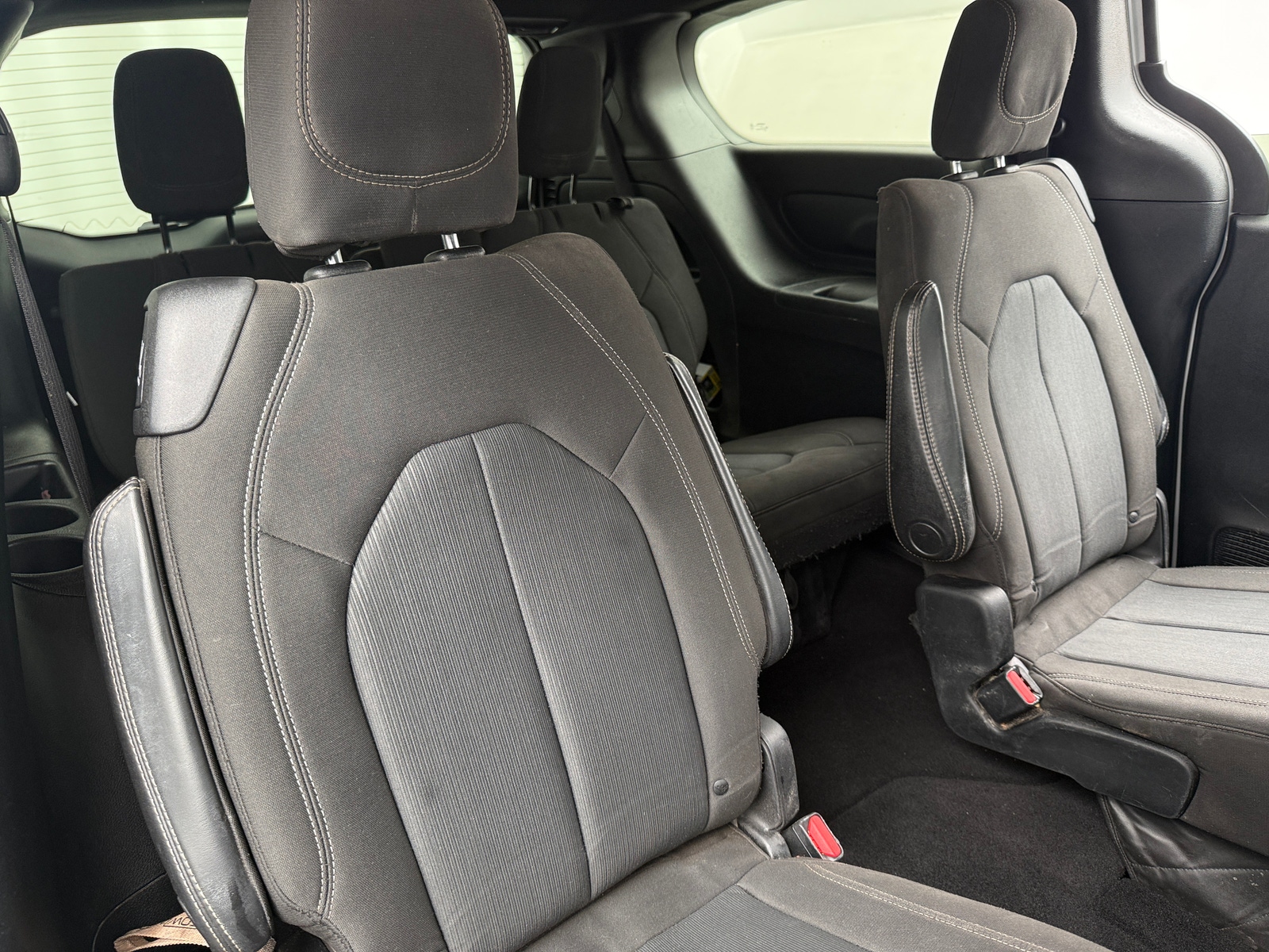 Thumbnail: 2020 Chrysler Pacifica - 6