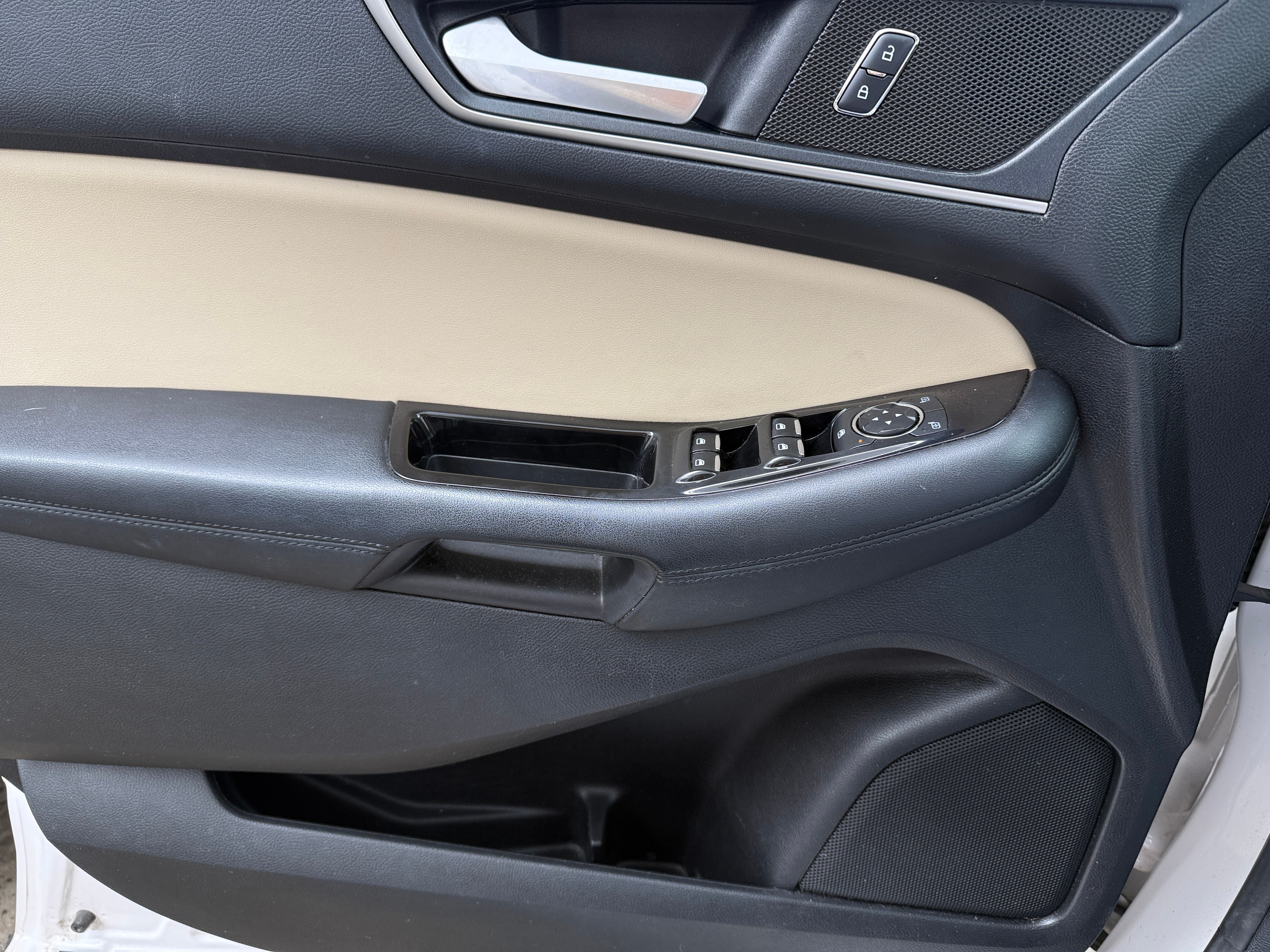 2017 Ford Edge