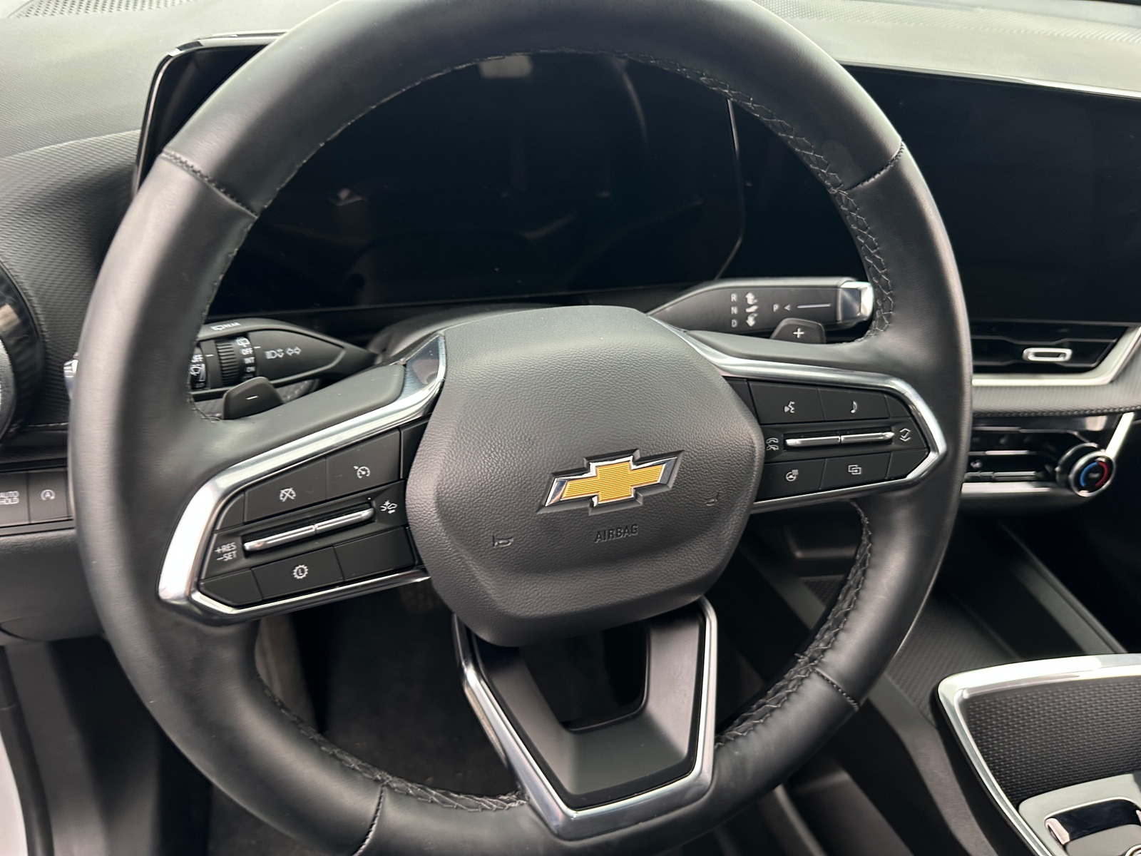 Thumbnail: 2026 Chevrolet Equinox - 5