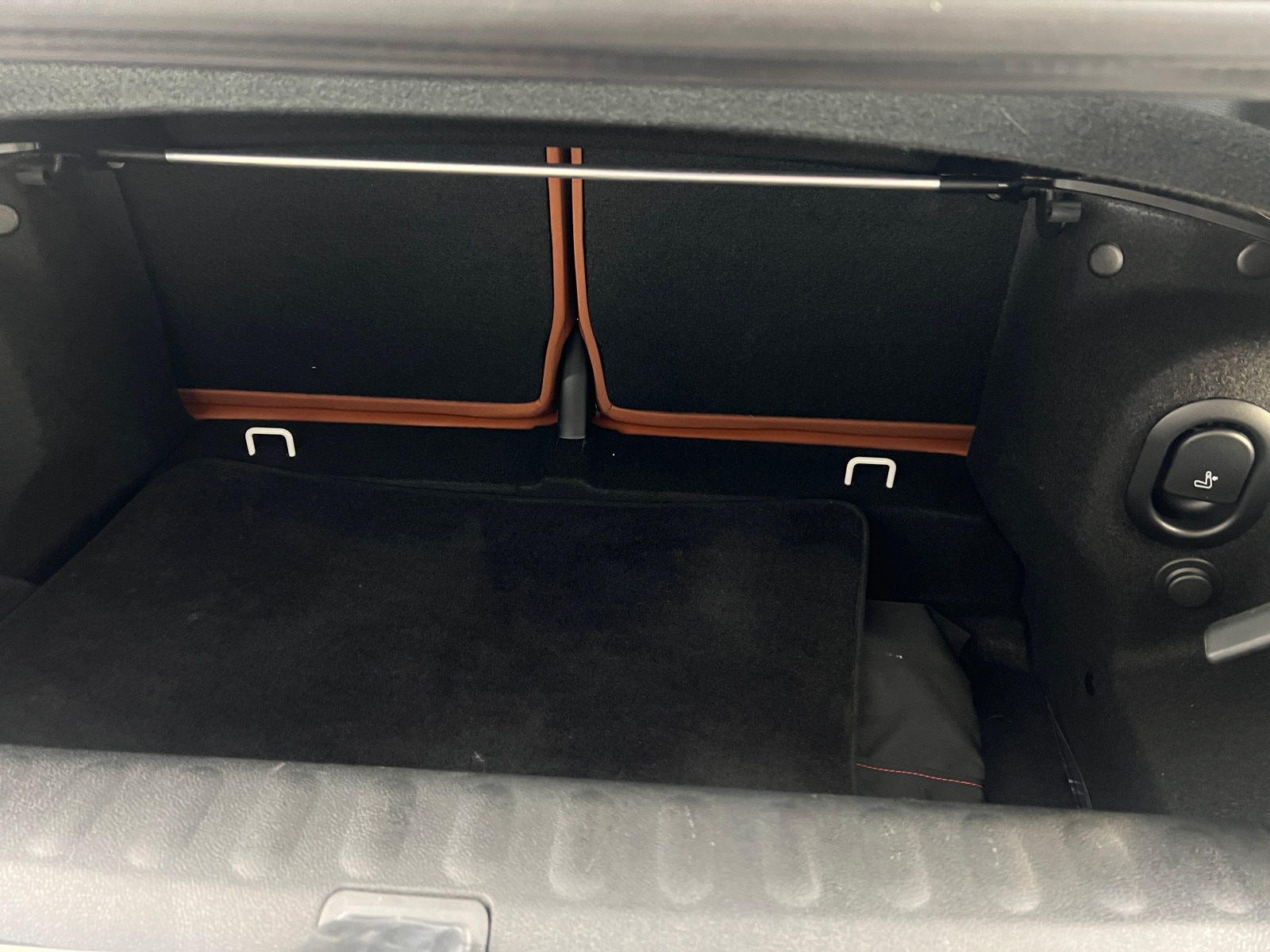 Thumbnail: 2024 MINI Cooper Convertible - 6