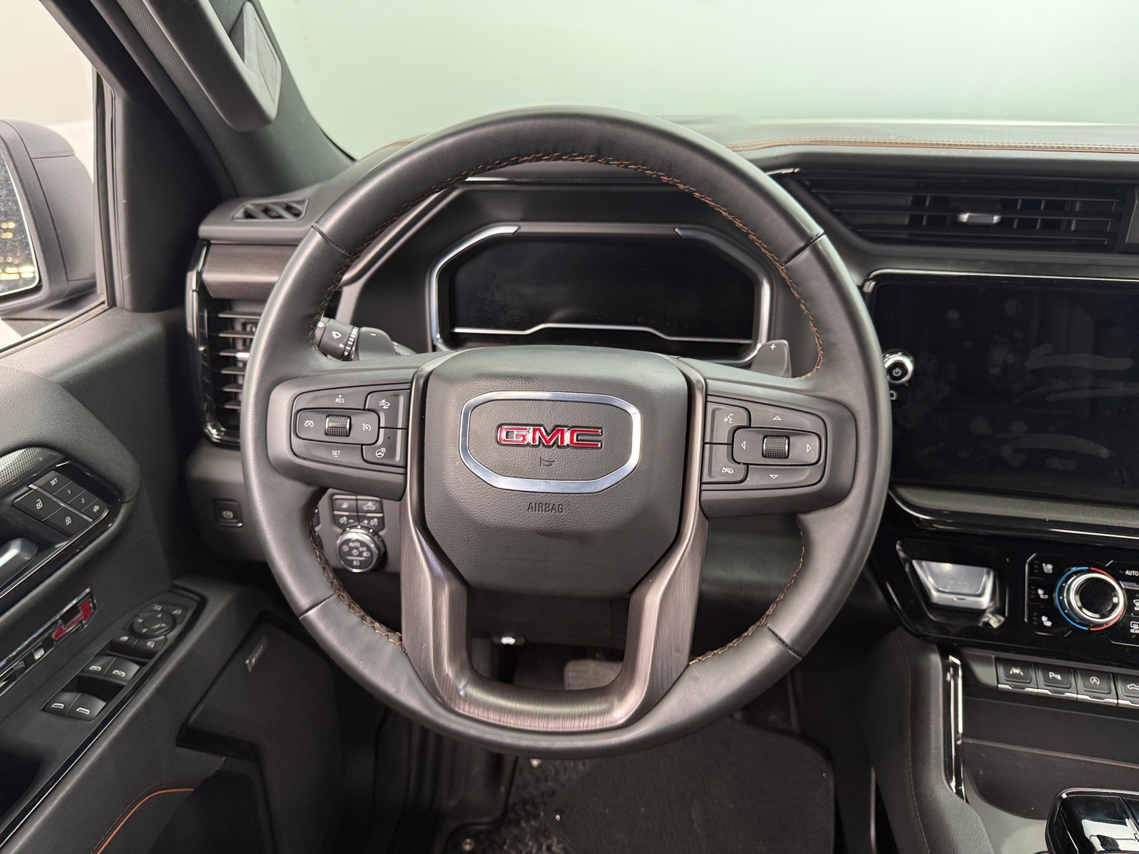 Thumbnail: 2025 GMC Sierra 1500 - 4