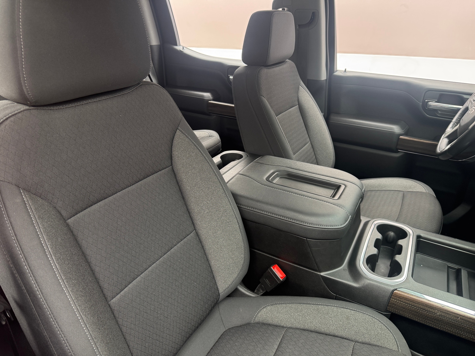 Thumbnail: 2021 Chevrolet Silverado 1500 - 2