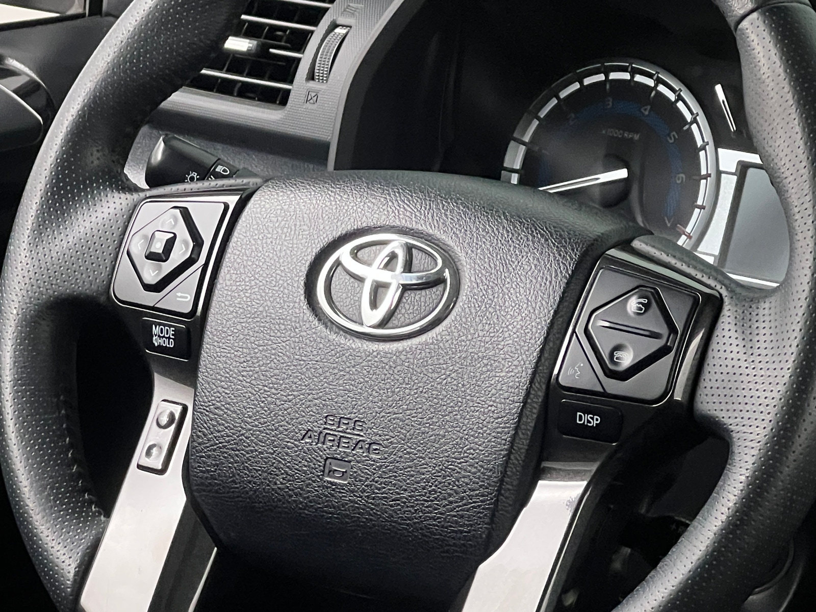 Thumbnail: 2017 Toyota 4Runner - 5