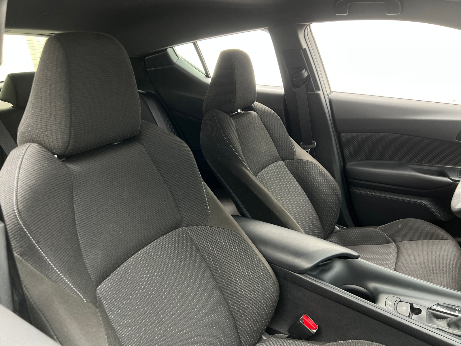 Thumbnail: 2019 Toyota C-HR - 2