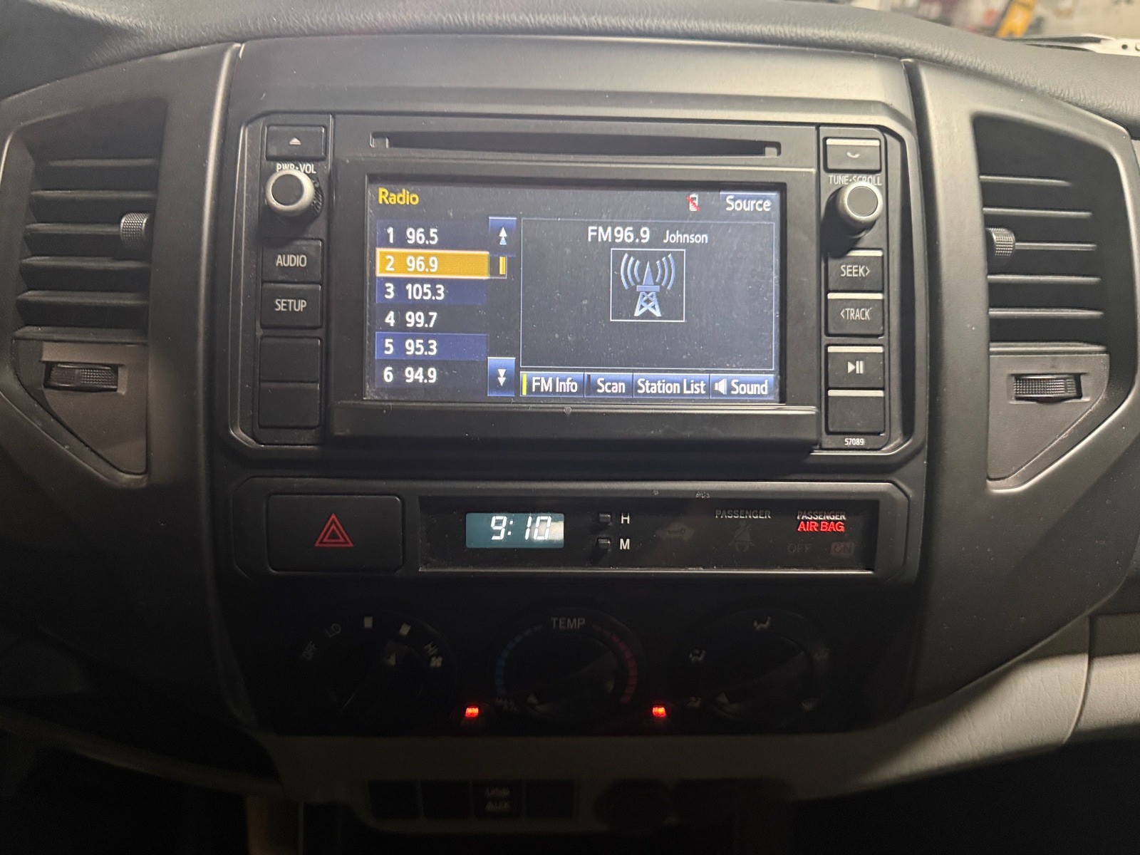 Thumbnail: 2014 Toyota Tacoma - 4